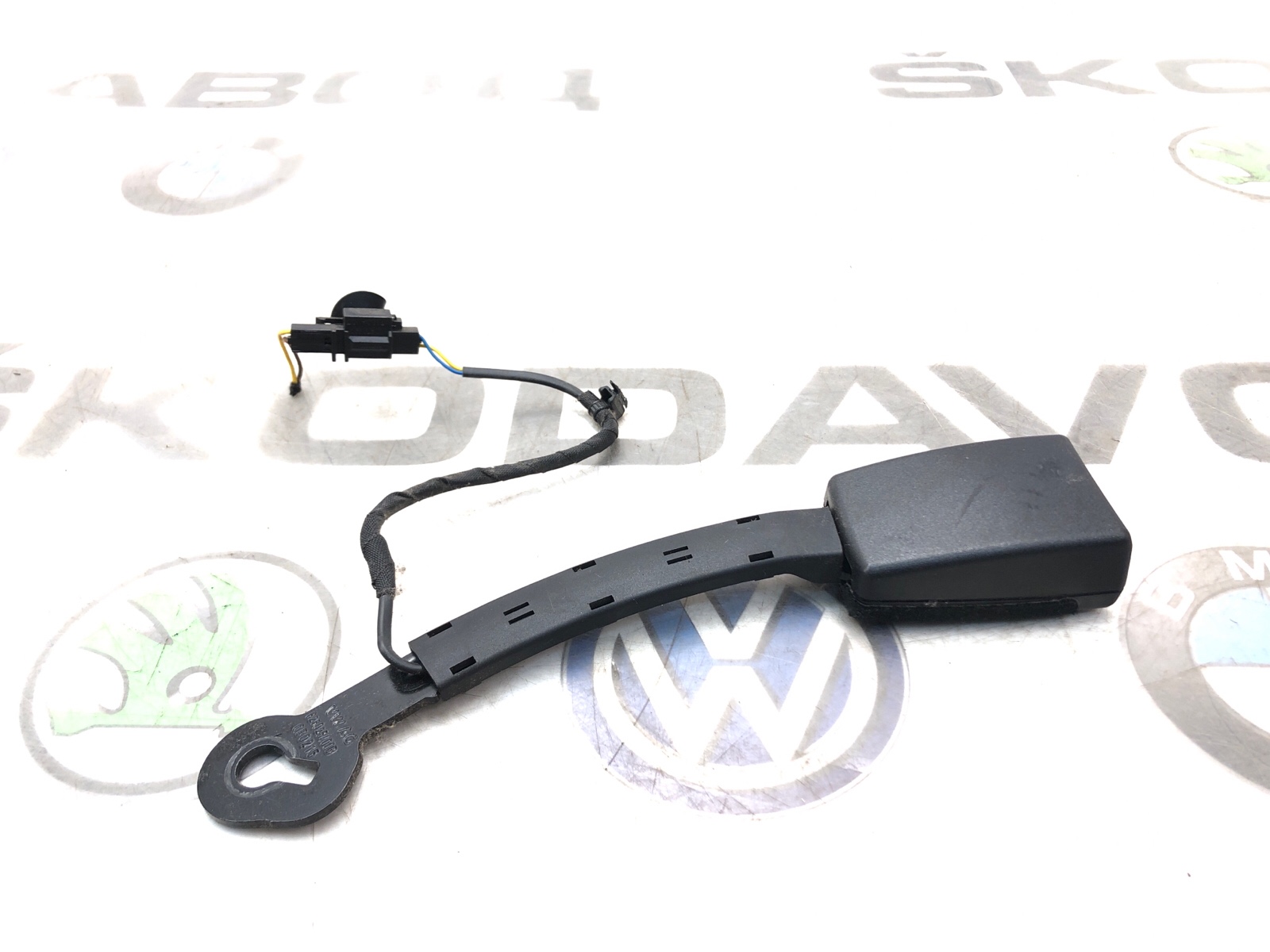 Замок ремня безопасности, 2000 рублей, Москва