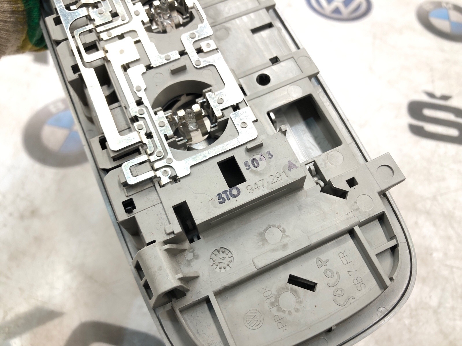 Плафон освещения салона, 750 рублей, Москва