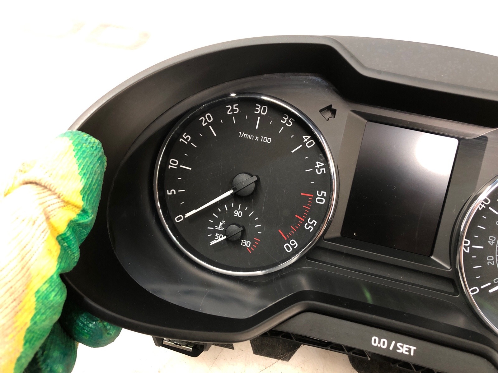 панель приборов, 3000 рублей, Москва