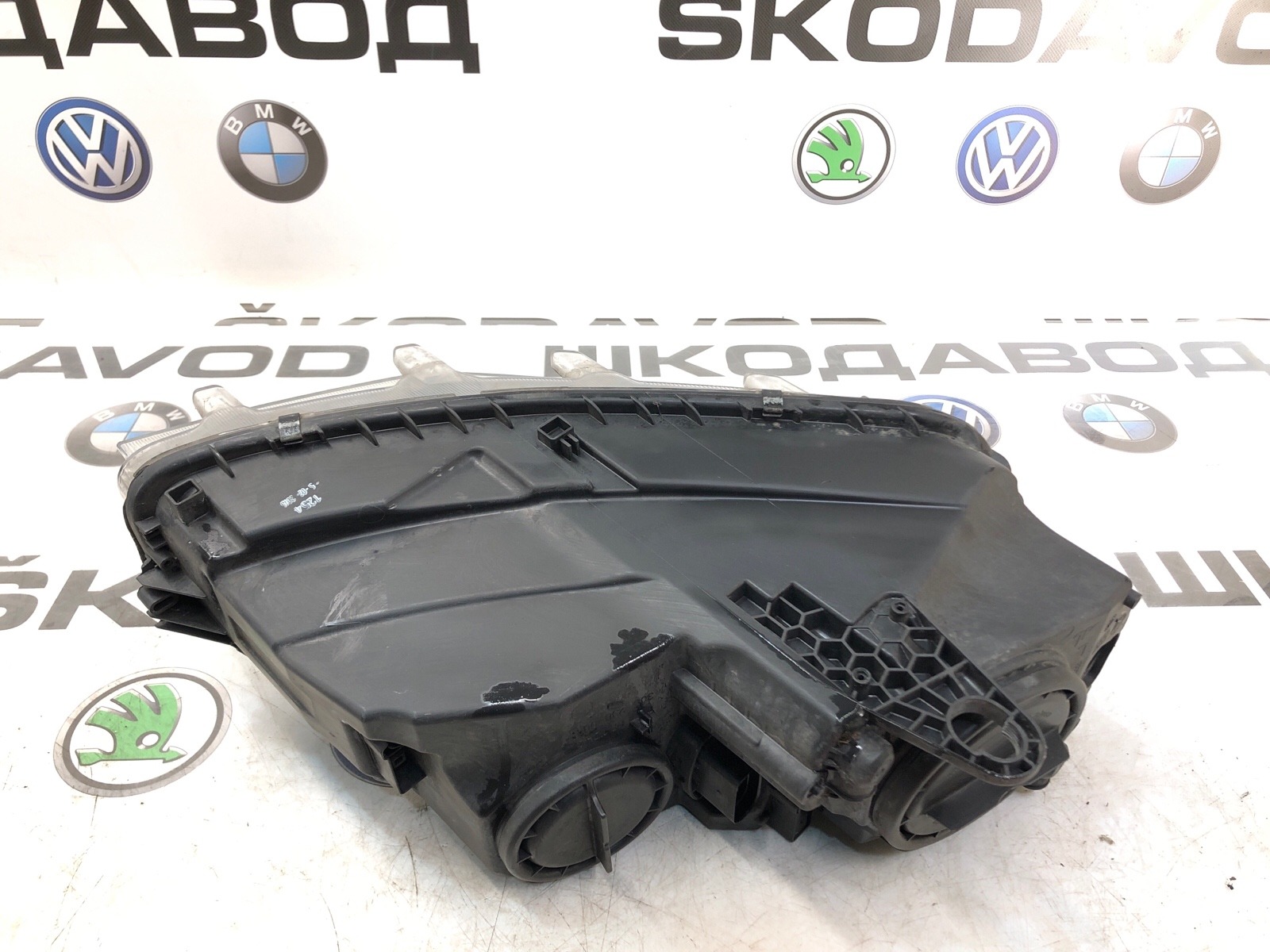 фара, 5000 рублей, Москва