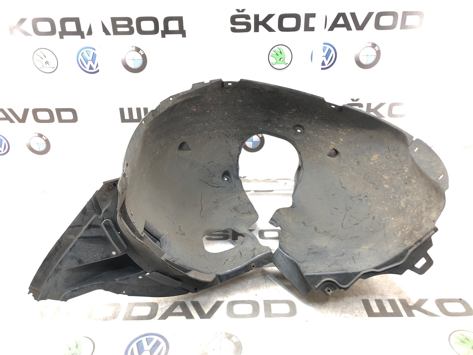 подкрылок, 3000 рублей, Москва