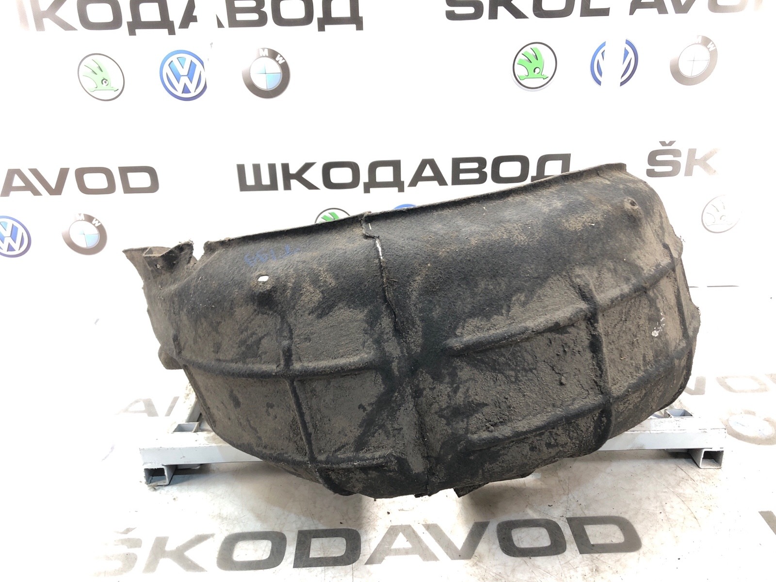 подкрылок, 1000 рублей, Москва