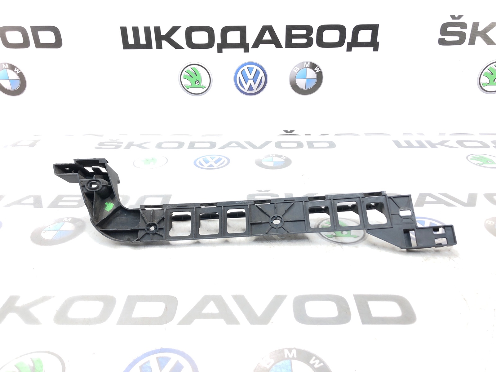 Направляющая бампера, 1000 рублей, Москва