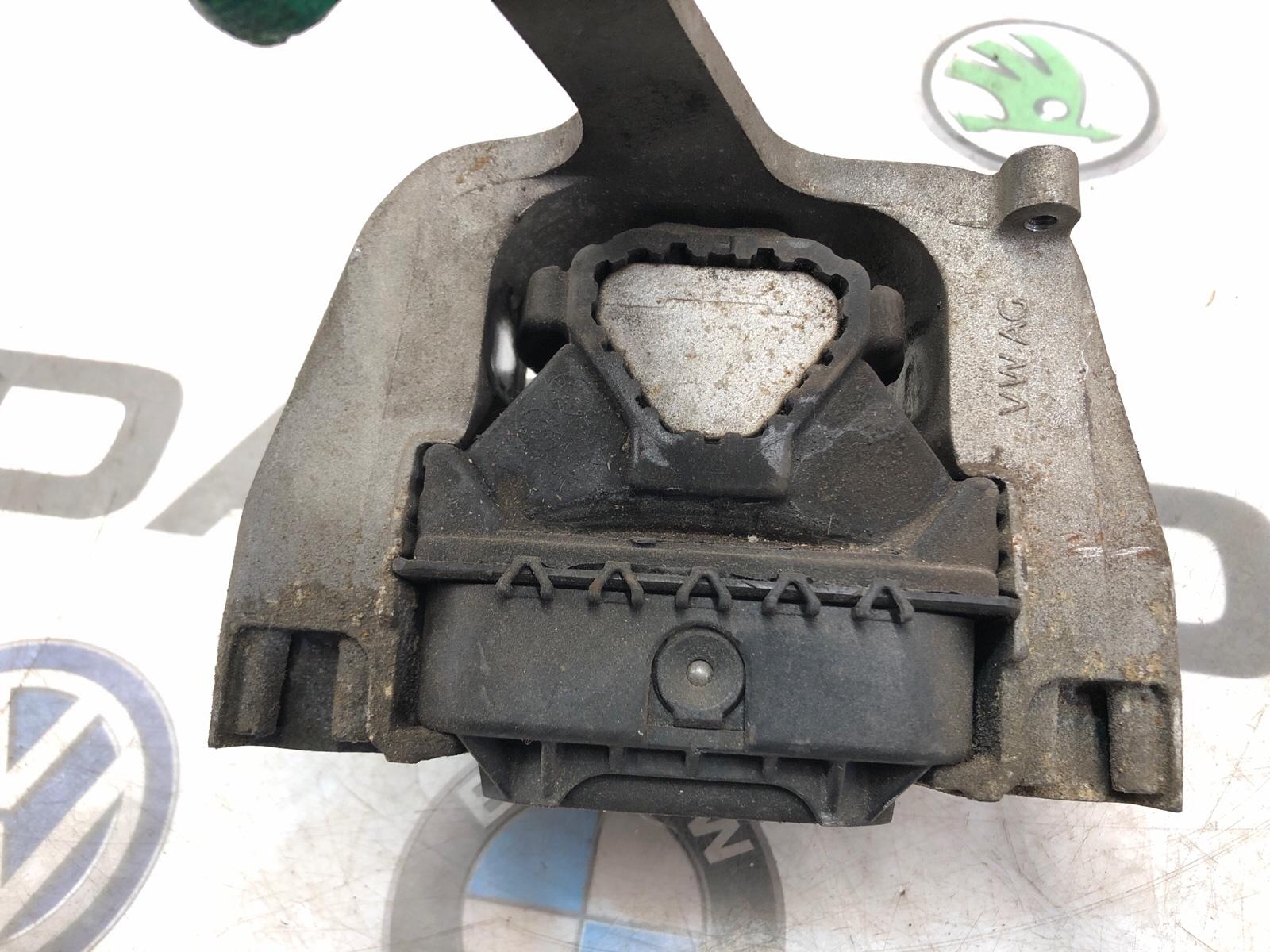 Опора двигателя, 2000 рублей, Москва