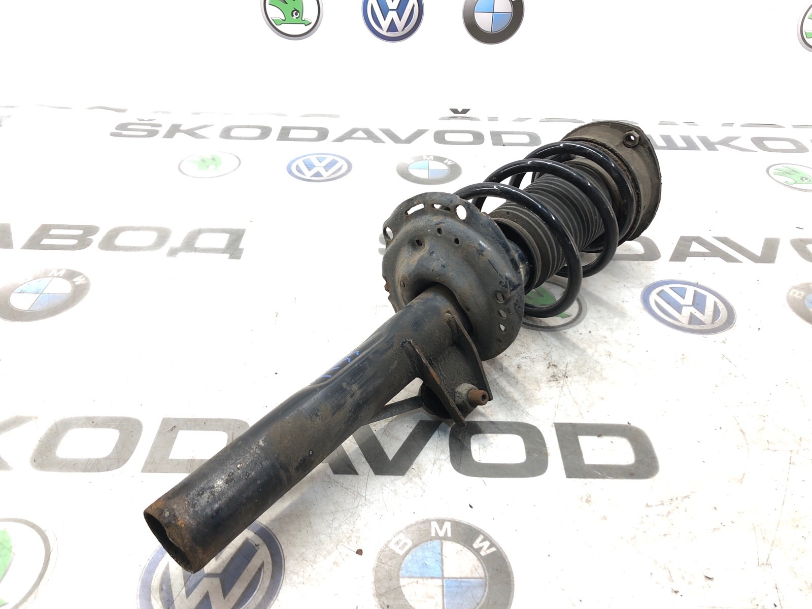 Амортизатор, 3000 рублей, Москва