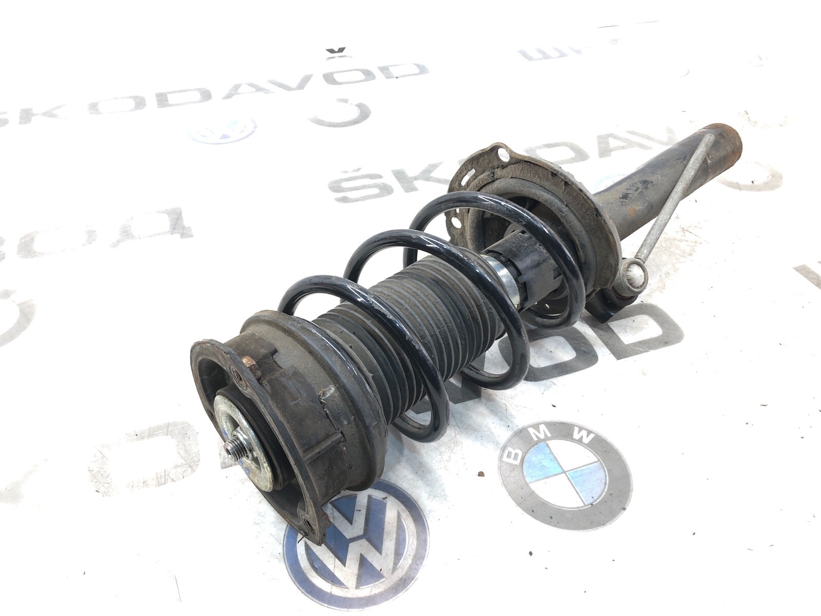 Амортизатор, 3000 рублей, Москва