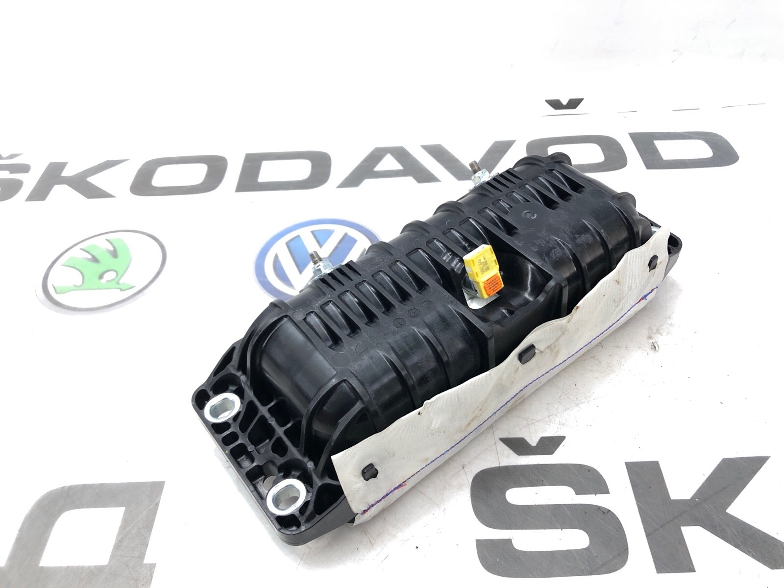 Подушка безопасности пассажира, 10000 рублей, Москва