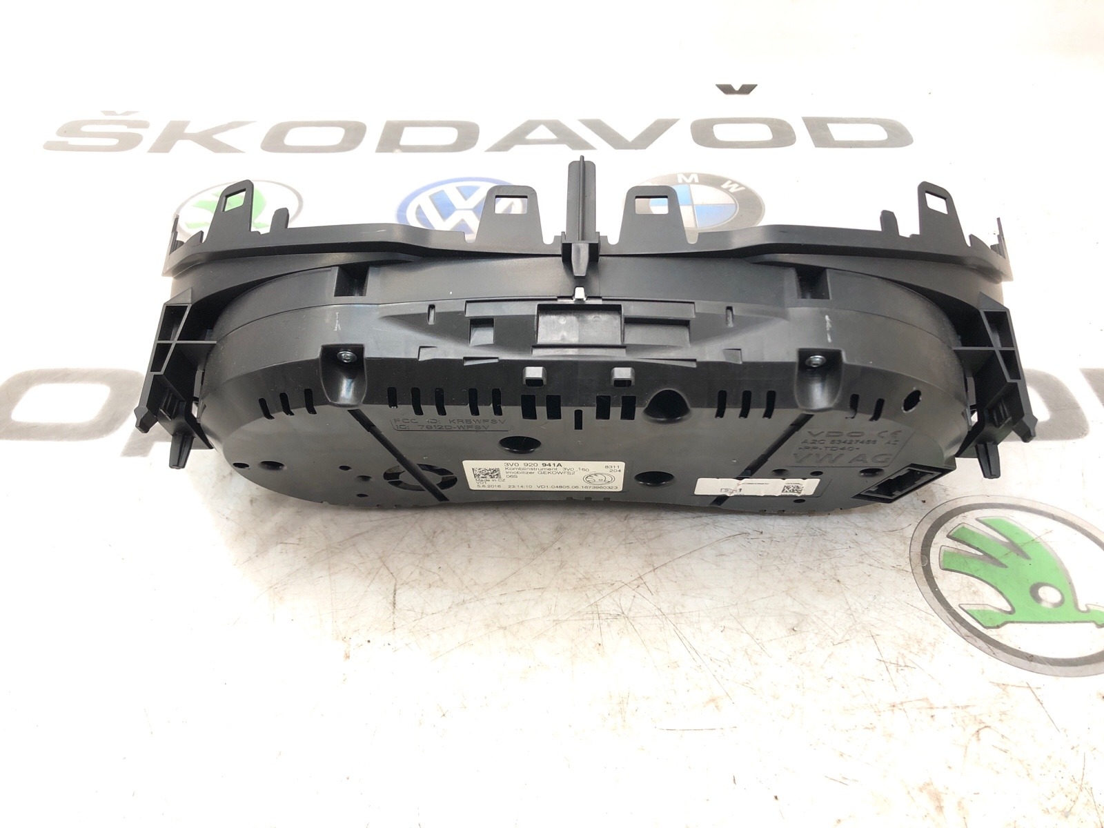 панель приборов, 2500 рублей, Москва