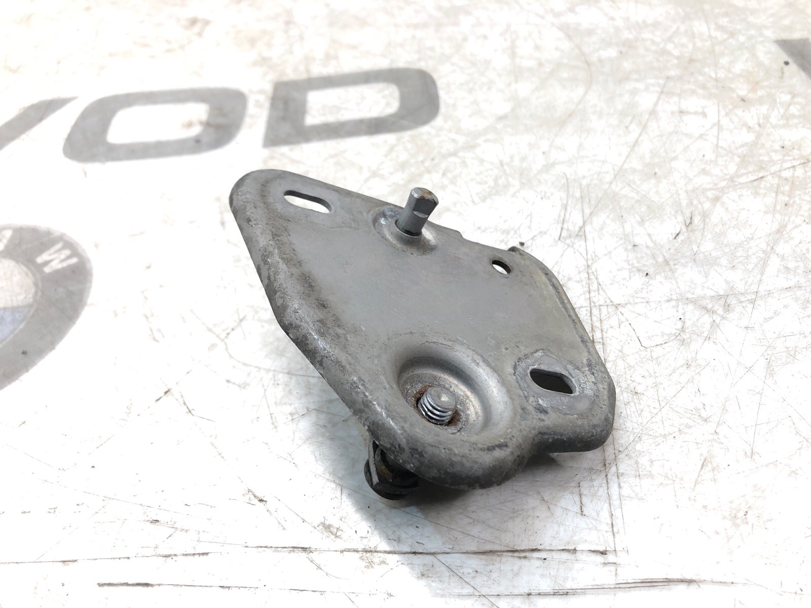 крюк капота, 1500 рублей, Москва