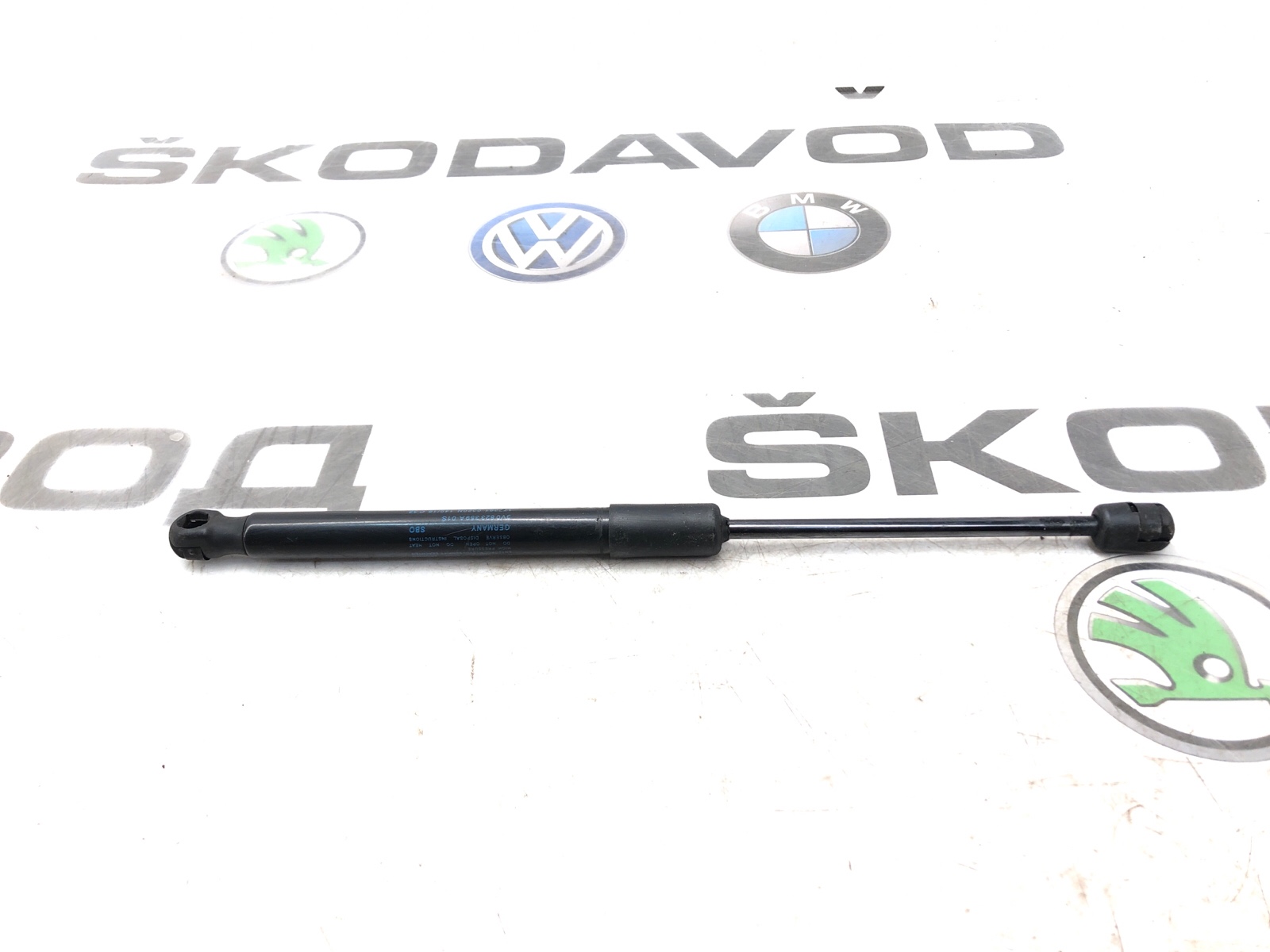 амортизатор капота, 1500 рублей, Москва