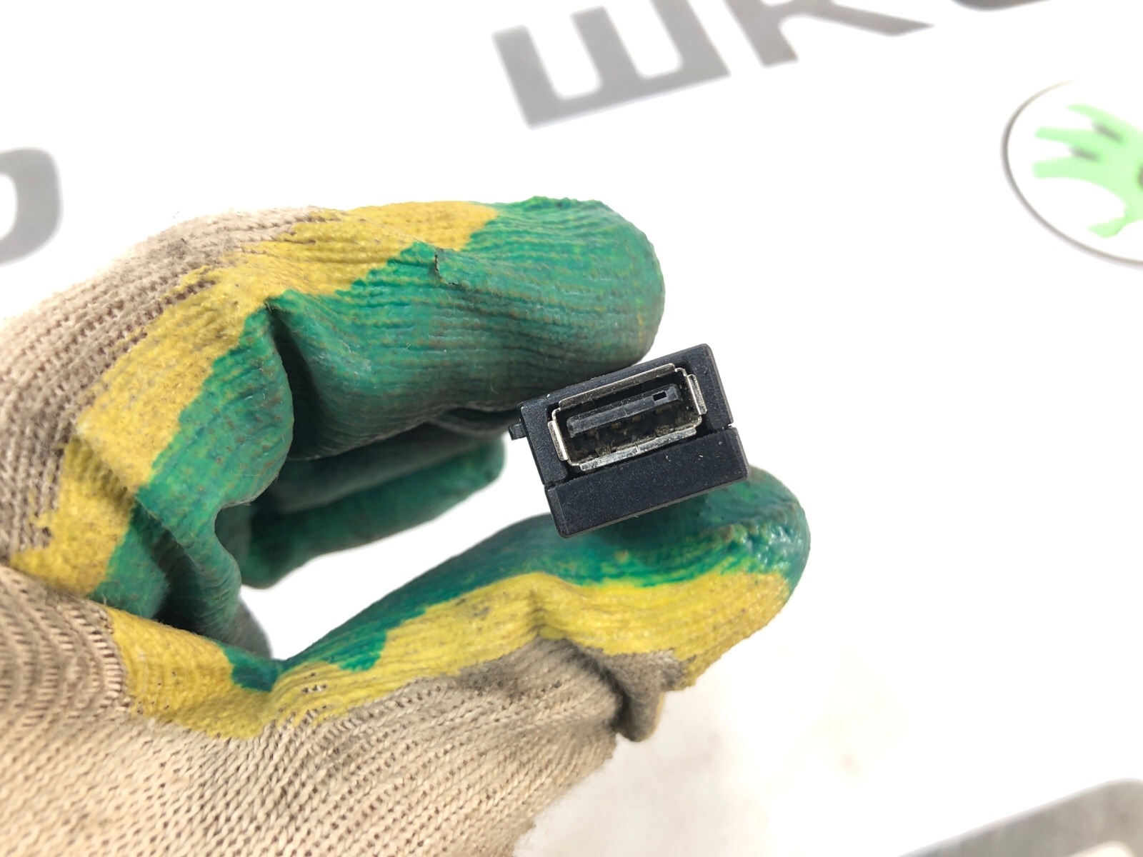 USB порт, 5000 рублей, Москва