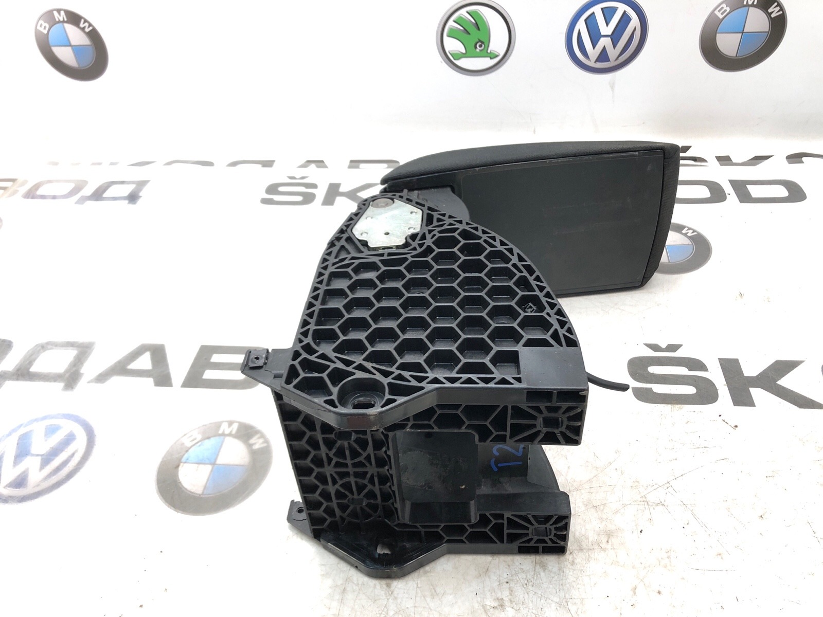 подлокотник, 3000 рублей, Москва