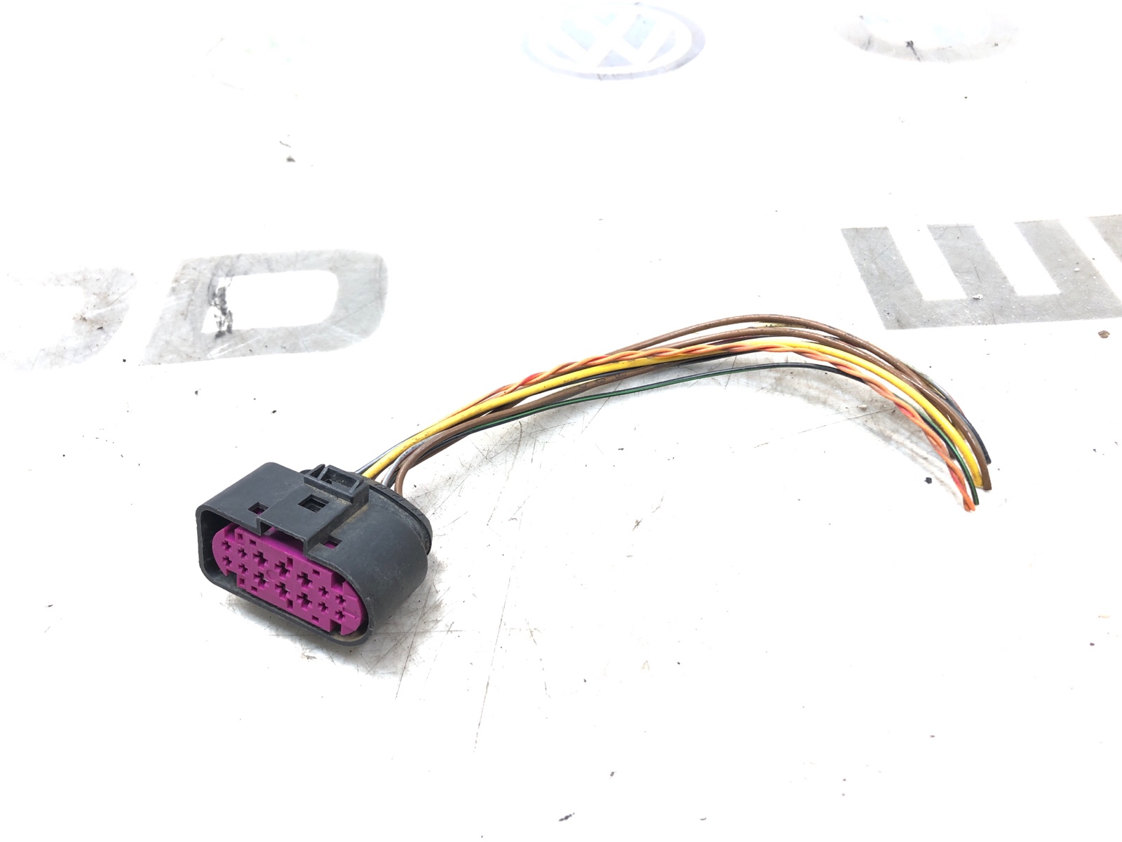 Разъем фары ксенон, 500 рублей, Москва