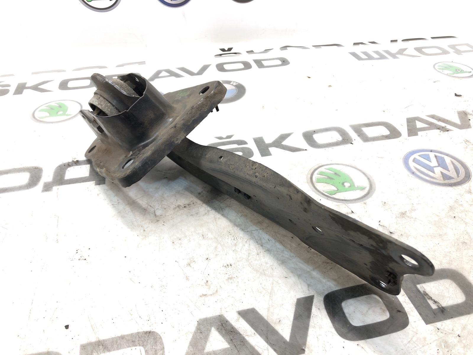 Рычаг продольный, 2000 рублей, Москва