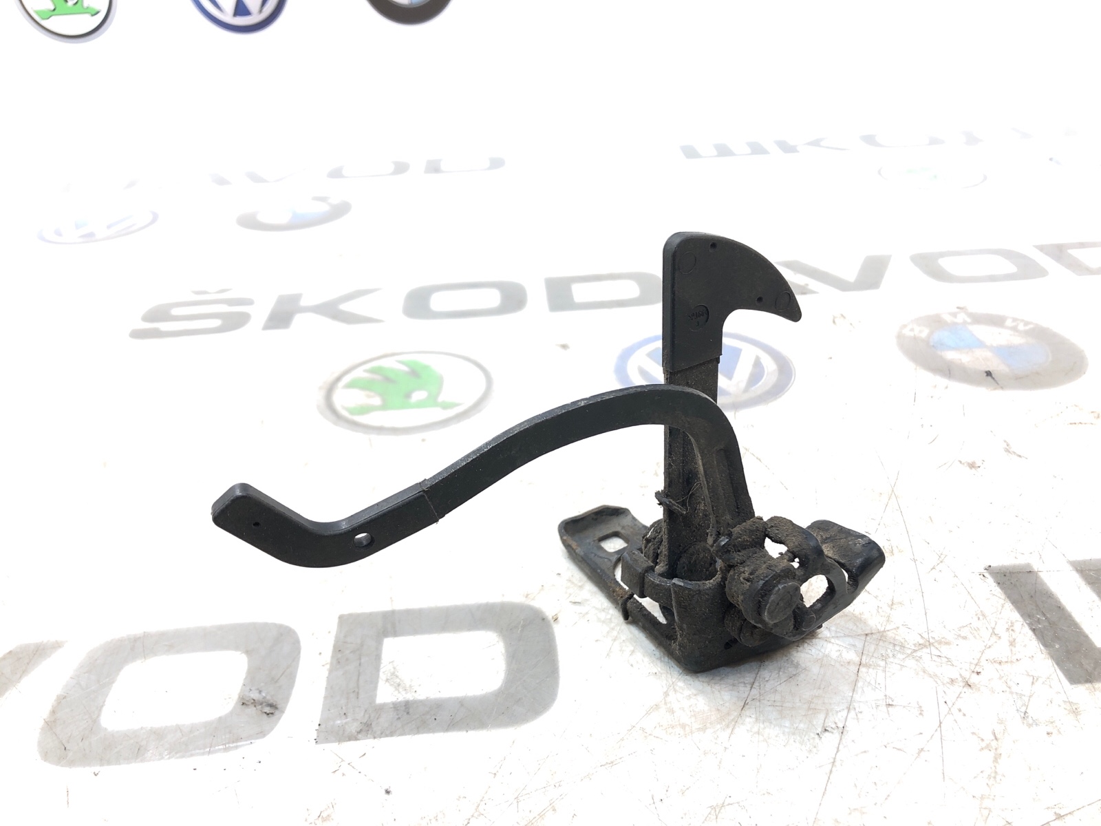 крюк капота, 1000 рублей, Москва