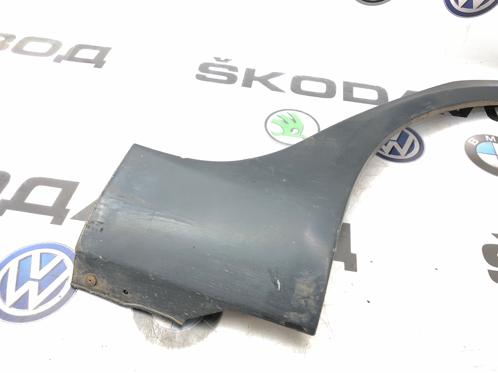 Накладка арки крыла, 2000 рублей, Москва