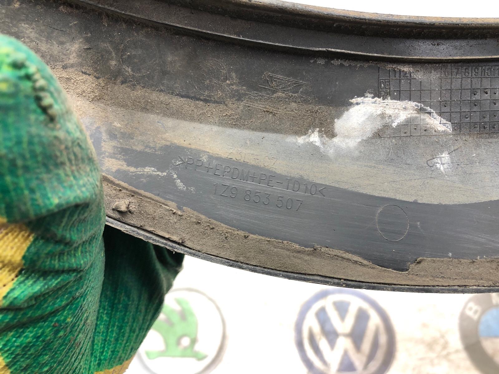 Накладка арки крыла, 2000 рублей, Москва