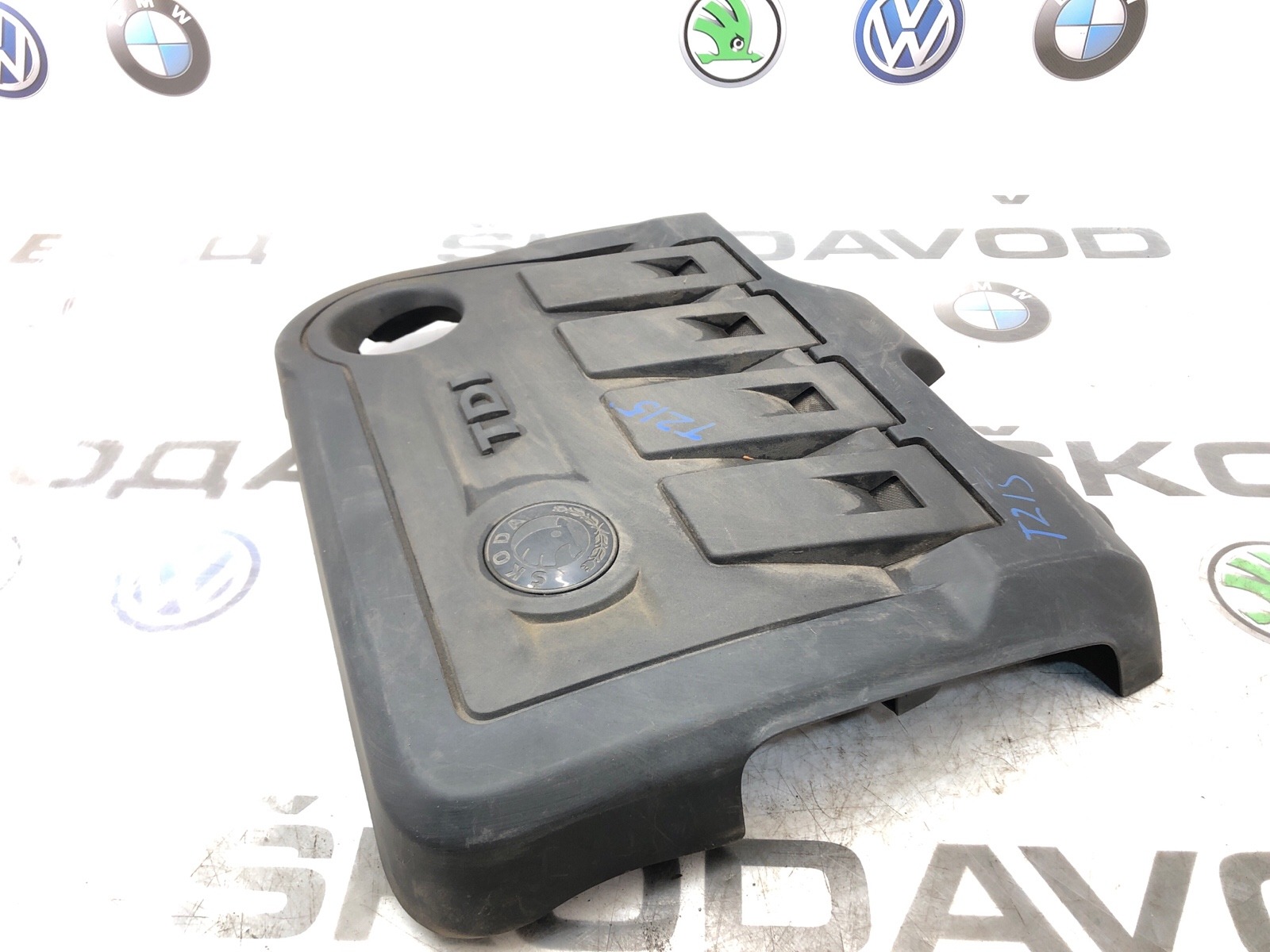 Крышка двигателя декоративная, 1500 рублей, Москва