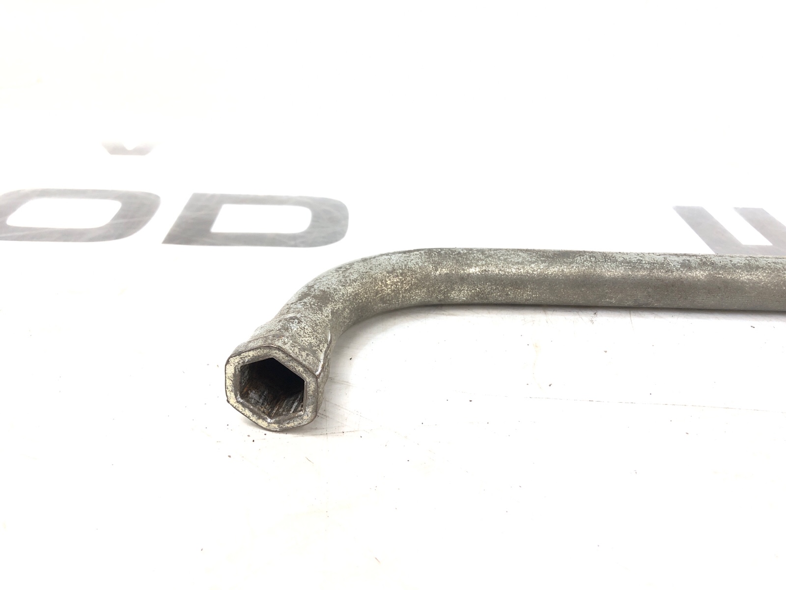 Балонный ключ, 500 рублей, Москва