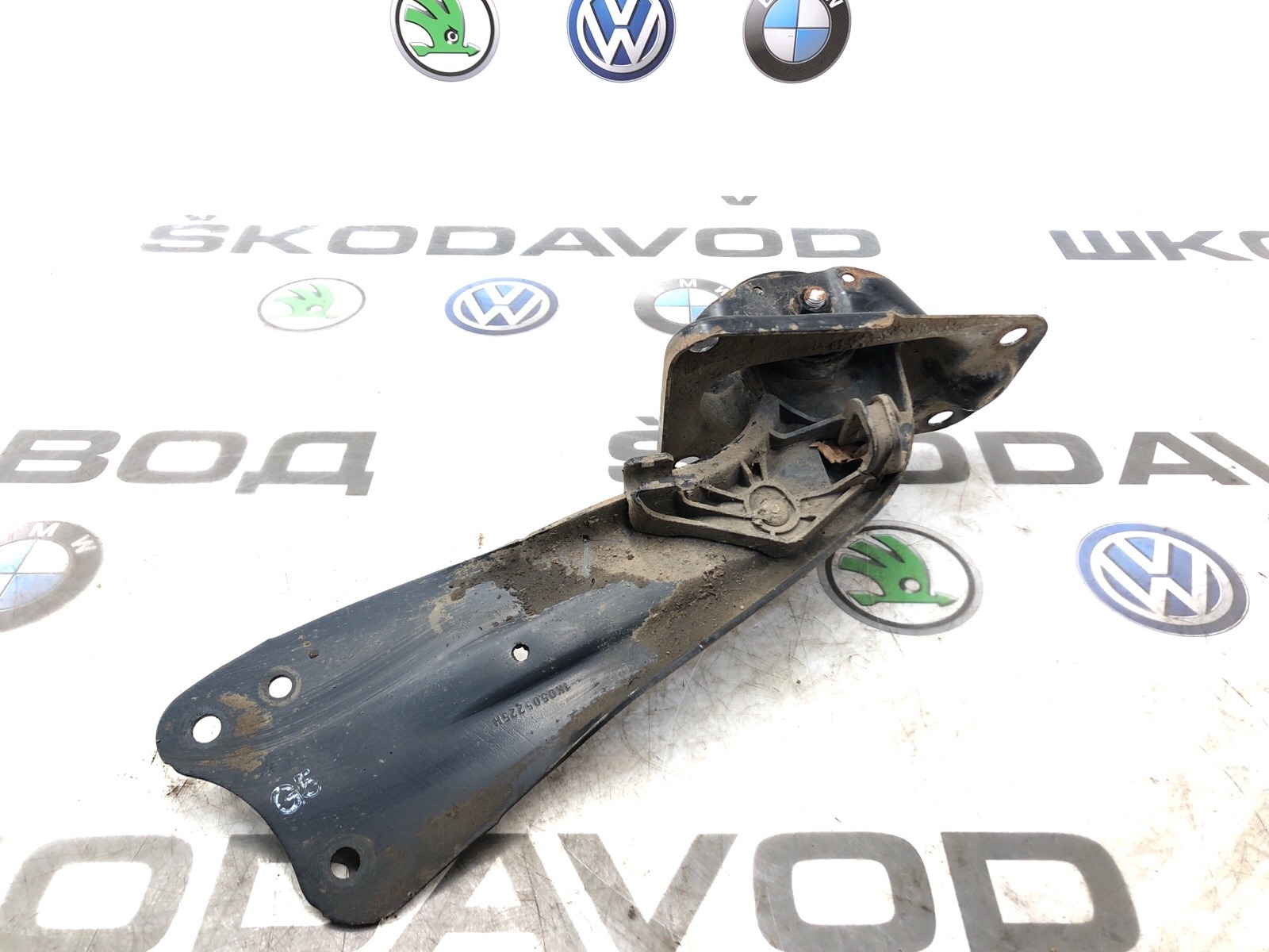 Рычаг продольный, 1000 рублей, Москва