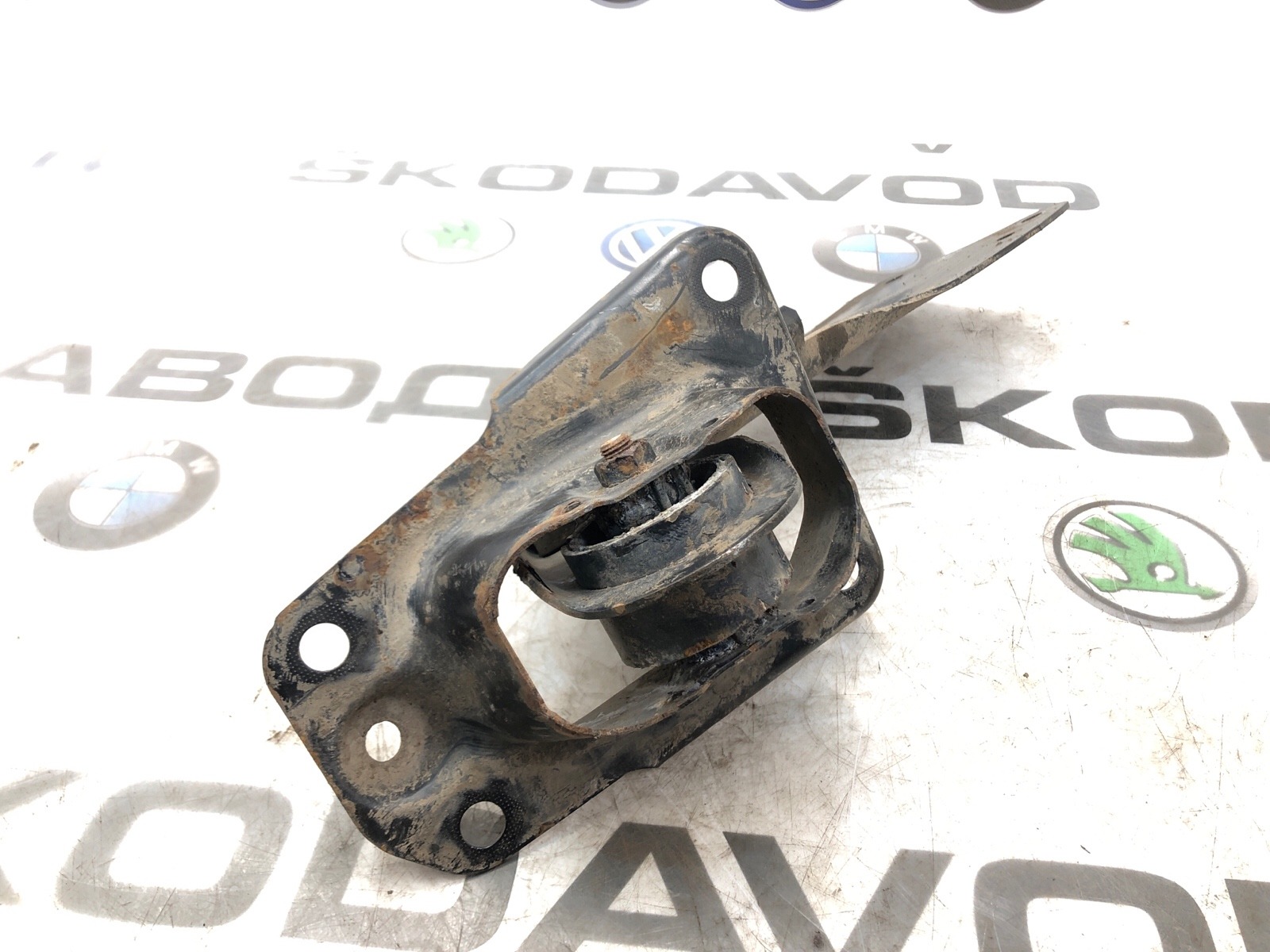 Рычаг продольный, 1000 рублей, Москва