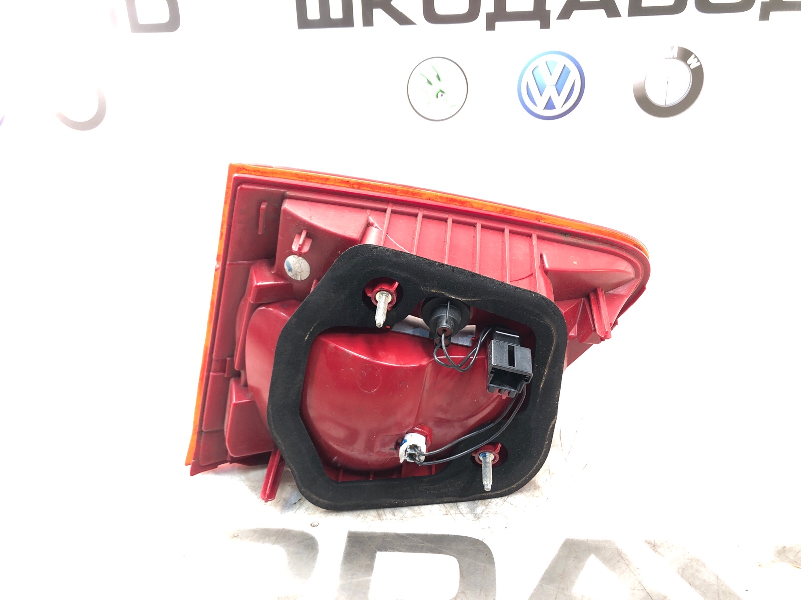 Фонарь в крышку багажника, 3000 рублей, Москва