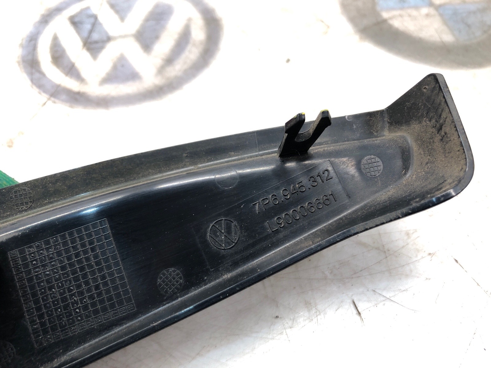 Накладка фонаря, 500 рублей, Москва