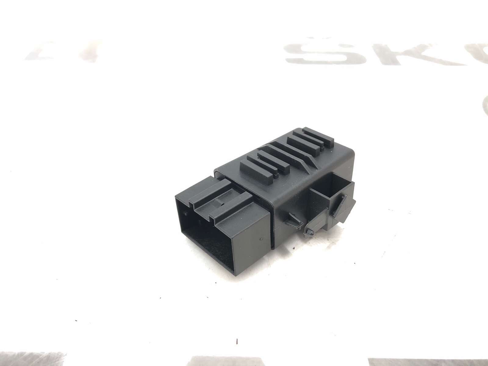 Блок управления подогревом сидений, 3000 рублей, Москва