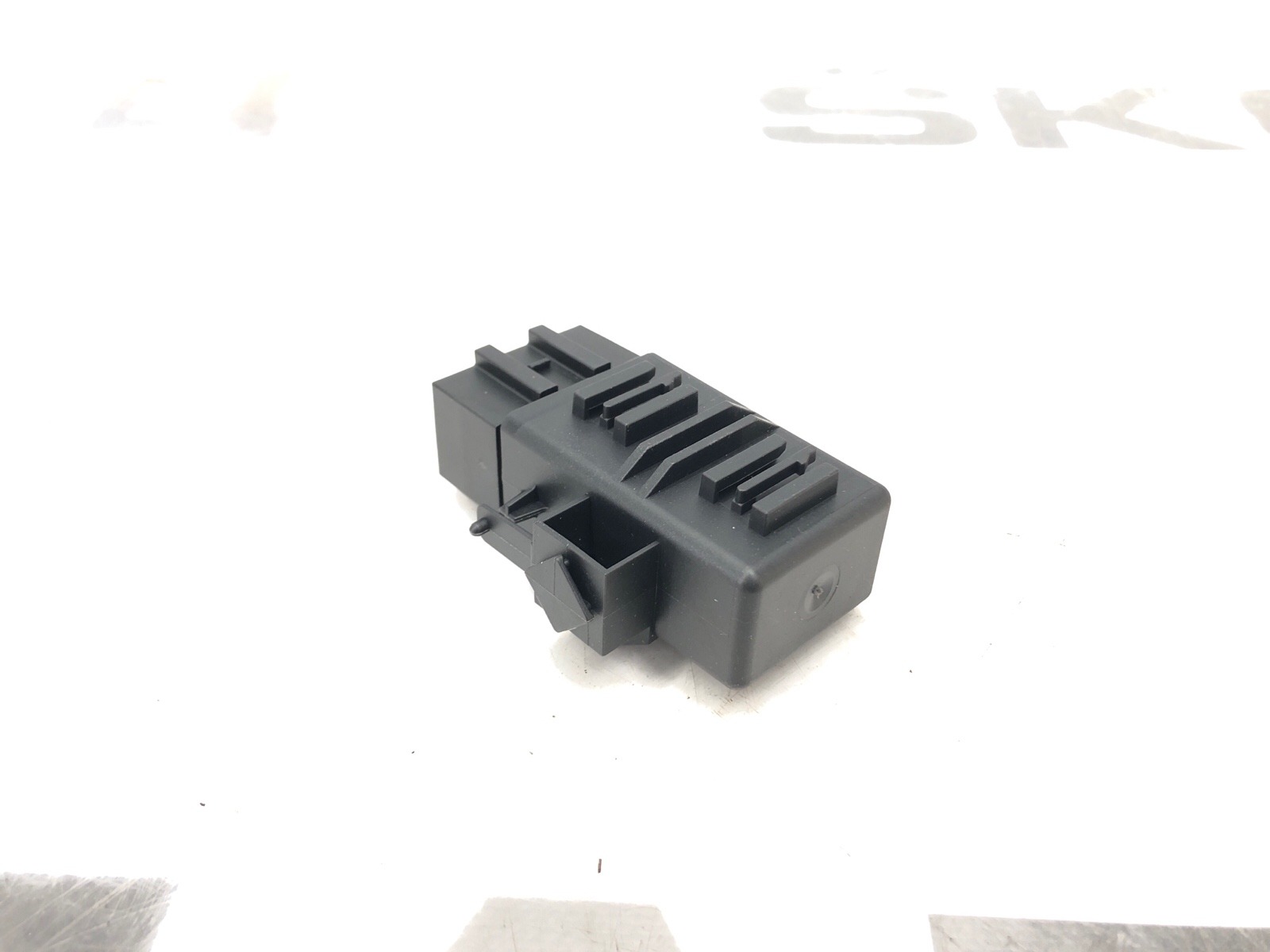 Блок управления подогревом сидений, 3000 рублей, Москва