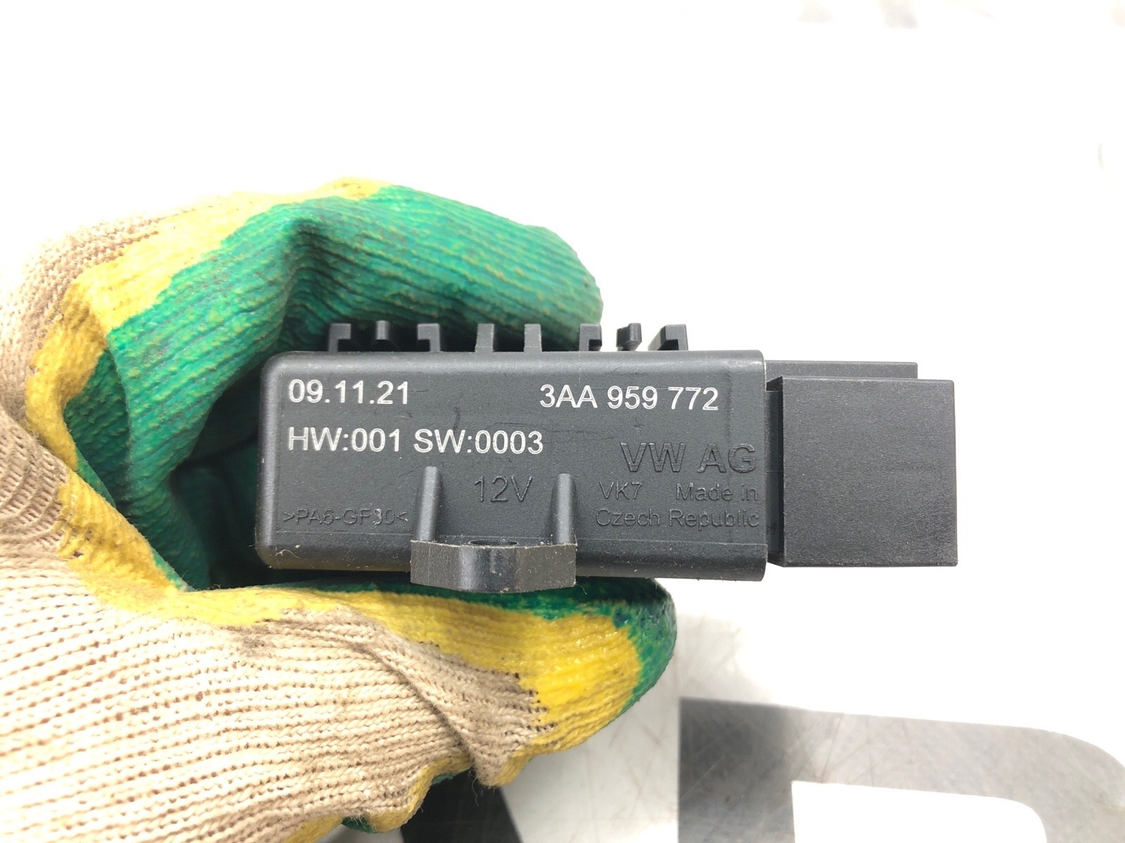 Блок управления подогревом сидений, 3000 рублей, Москва