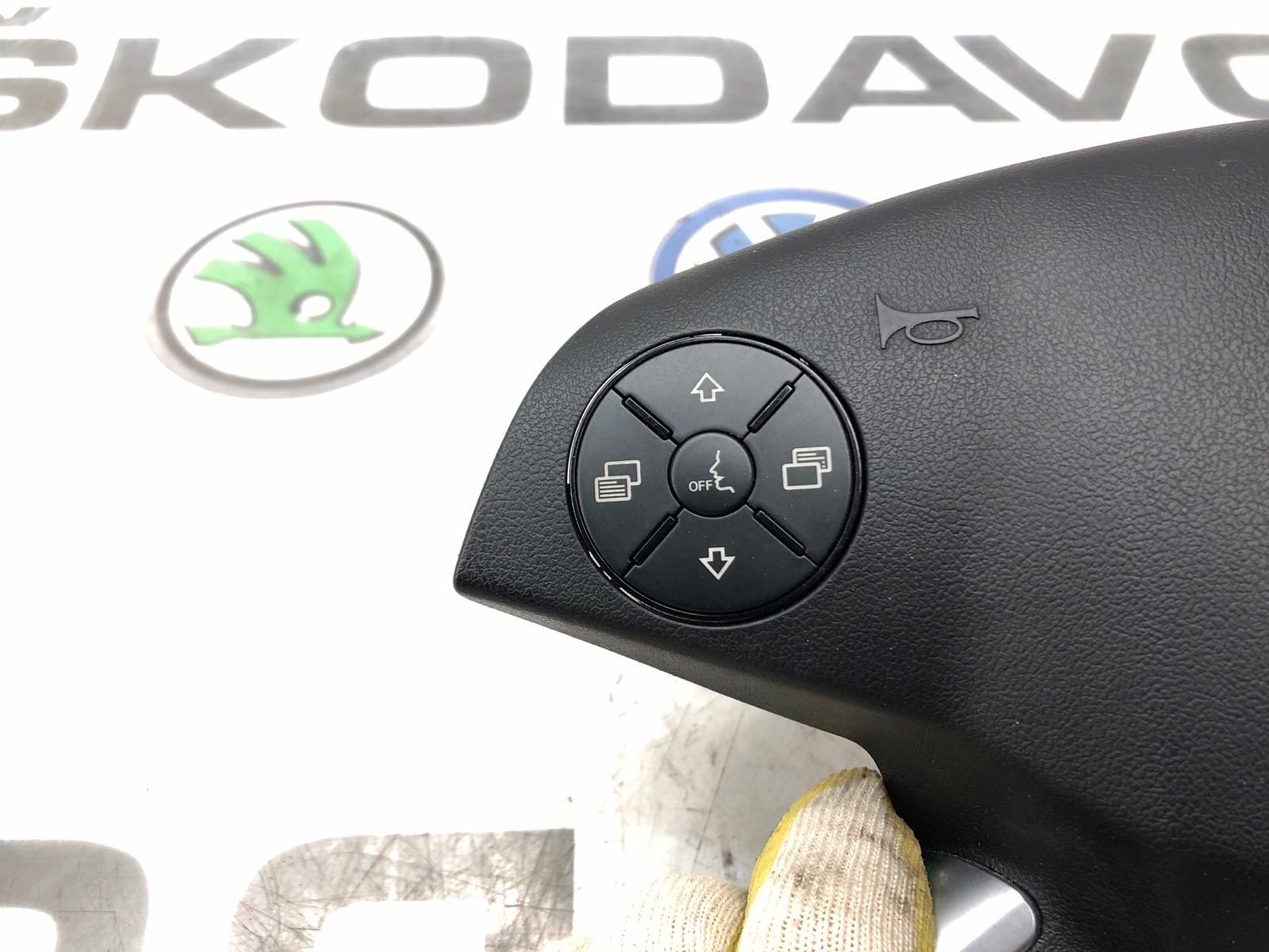 Подушка безопасности водителя, 9000 рублей, Москва