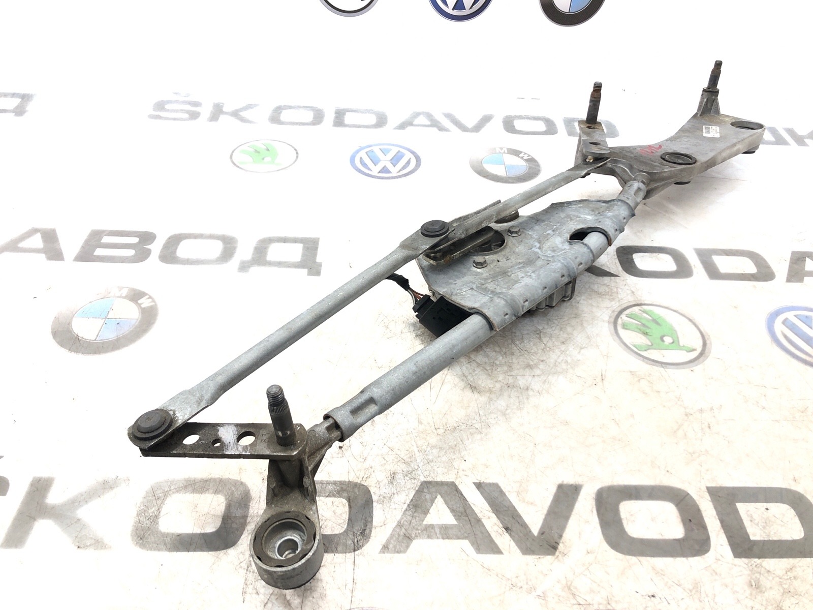 Трапеция дворников, 10000 рублей, Москва