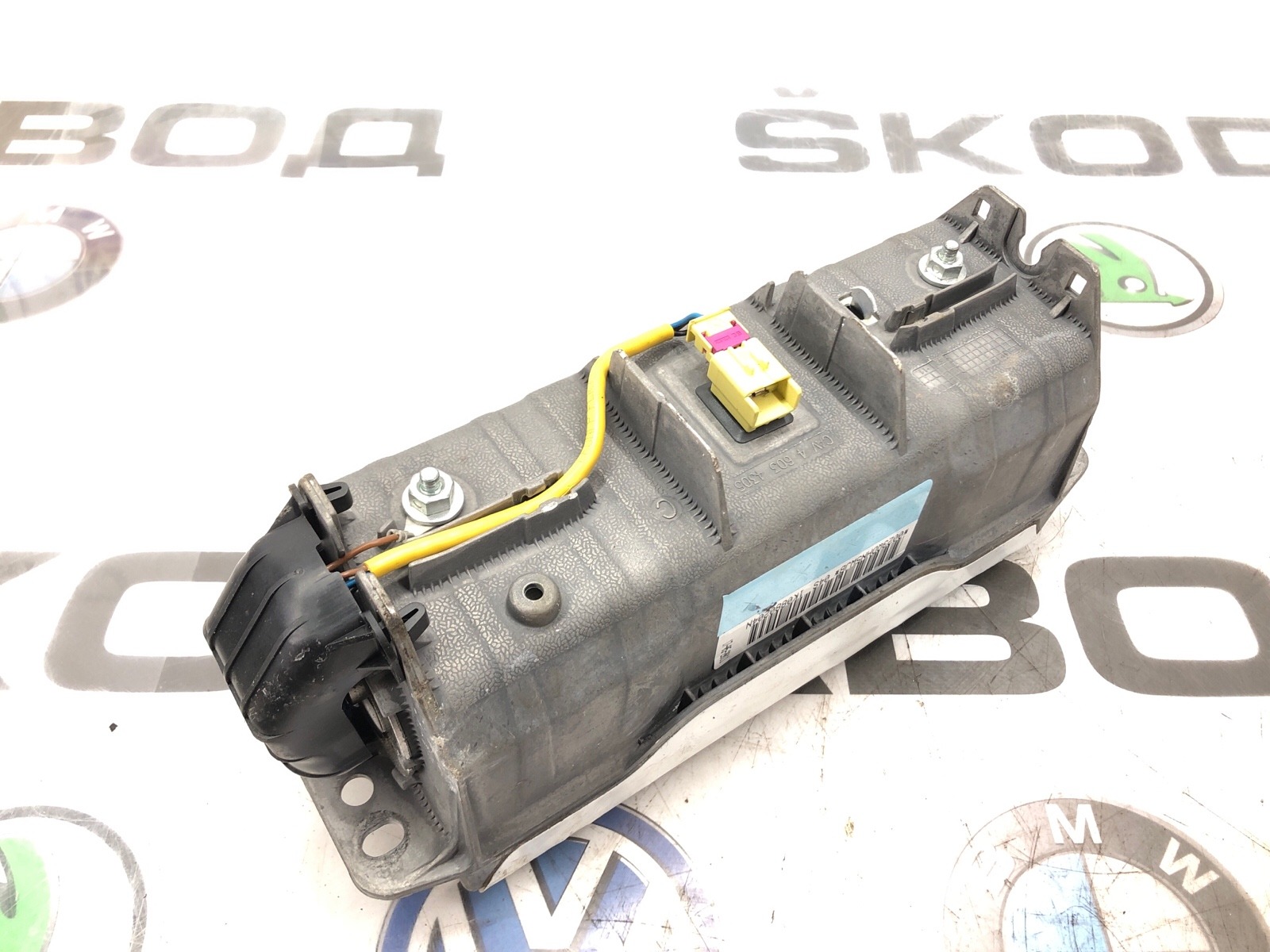 Подушка безопасности пассажира, 3500 рублей, Москва