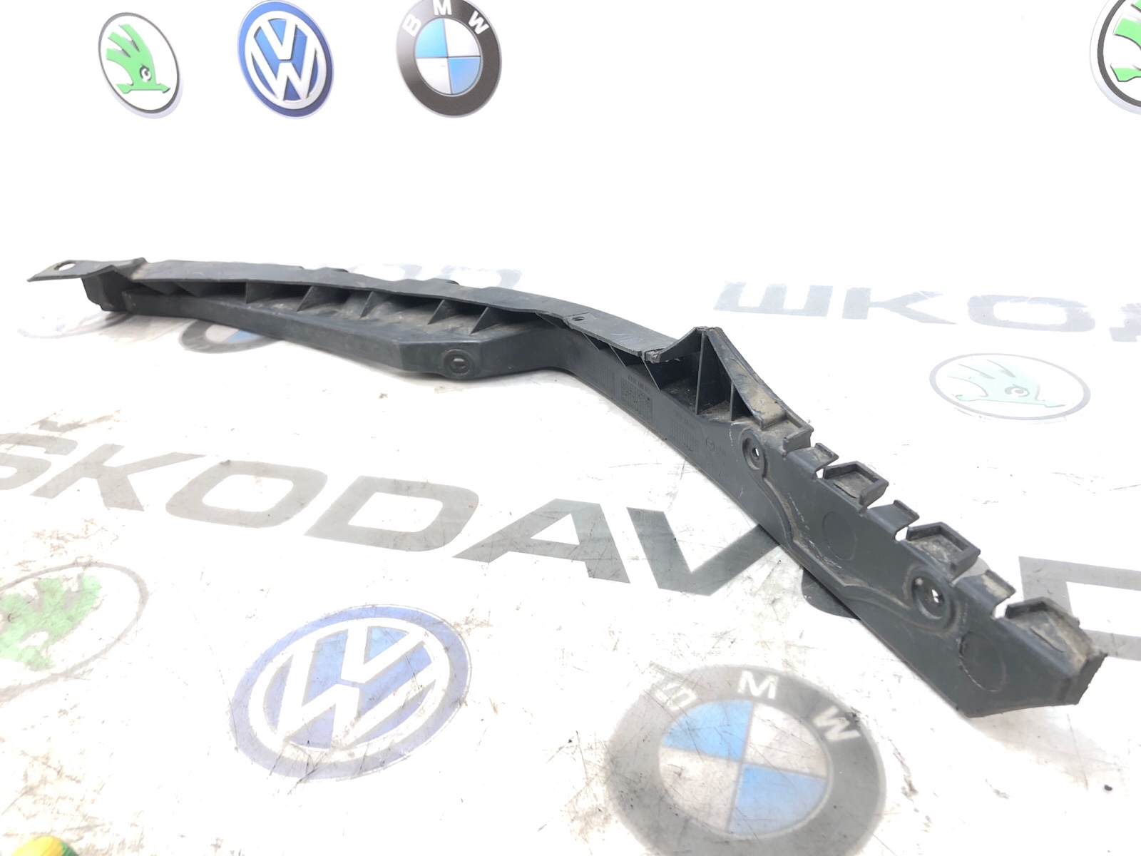 Направляющая бампера, 1600 рублей, Москва