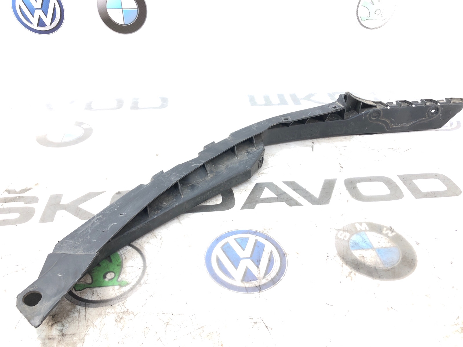 Направляющая бампера, 1600 рублей, Москва