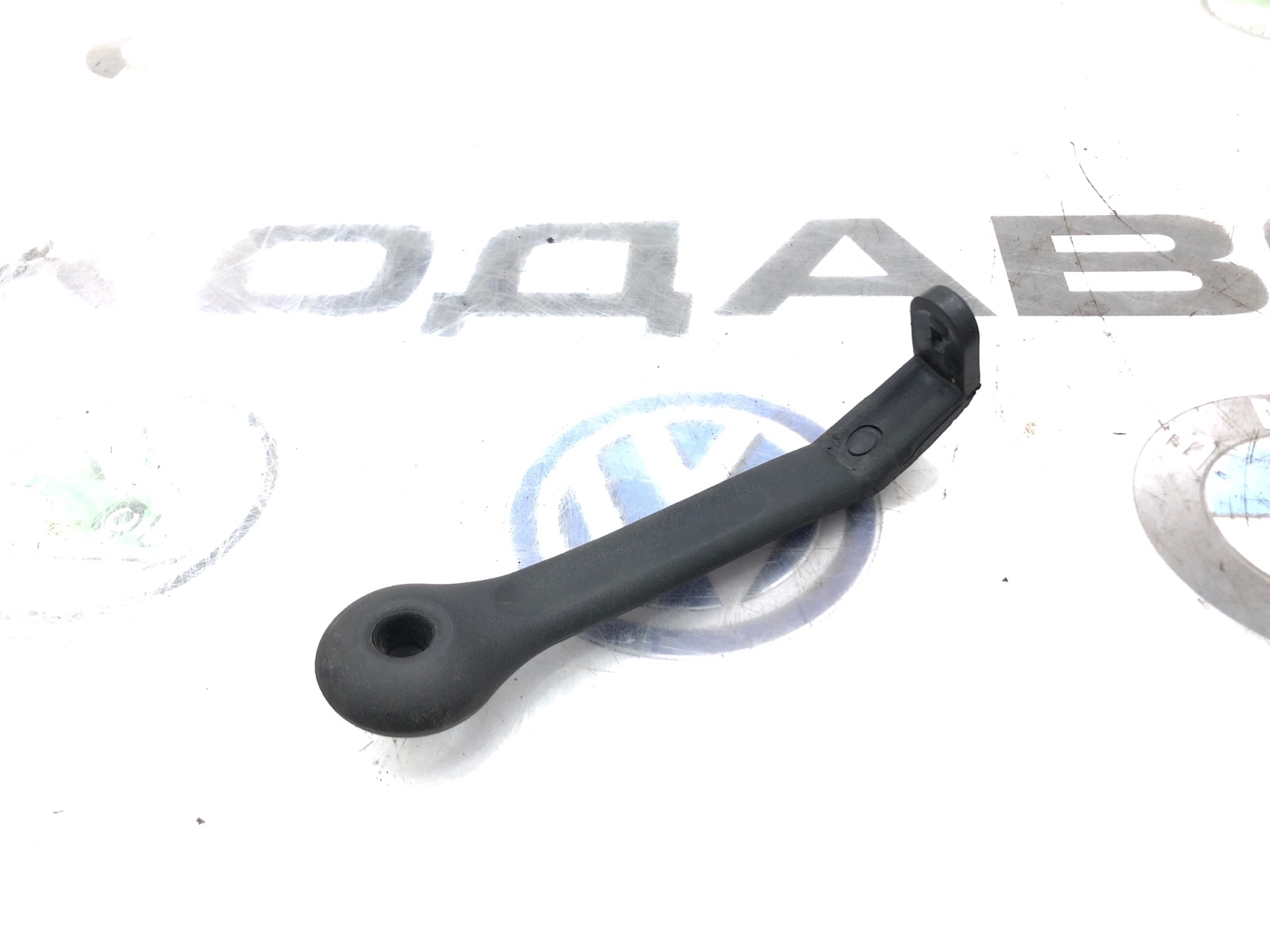 Ручка закрывания багажника внутренняя, 1000 рублей, Москва