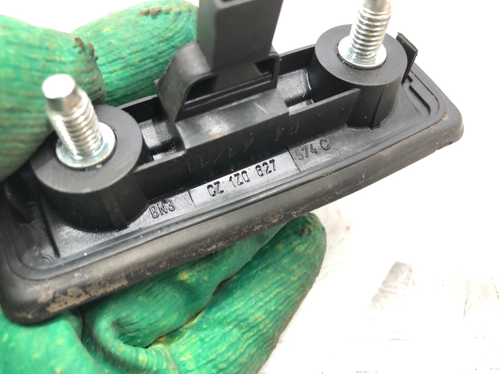 Кнопка открытия багажника, 2500 рублей, Москва