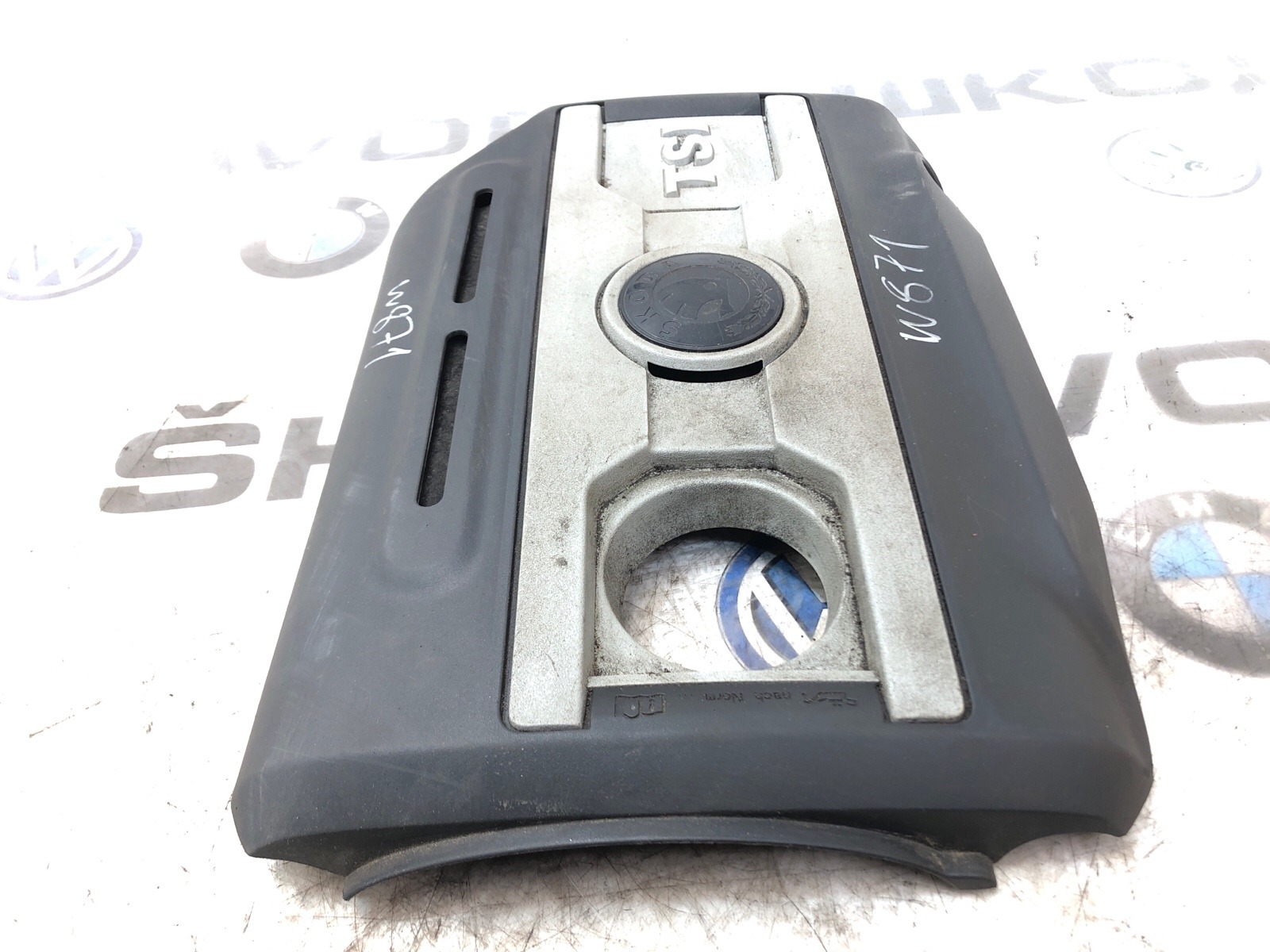 Крышка двигателя декоративная, 2000 рублей, Москва