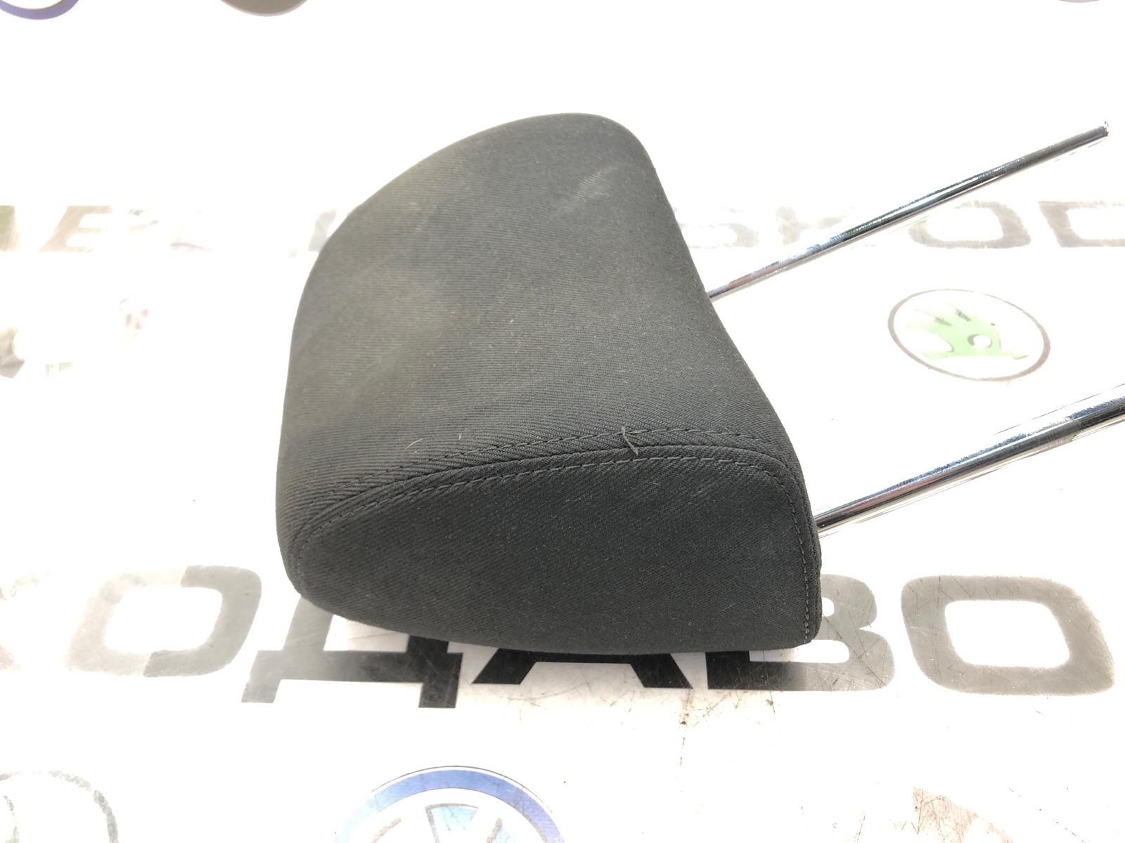 Подголовник, 1000 рублей, Москва