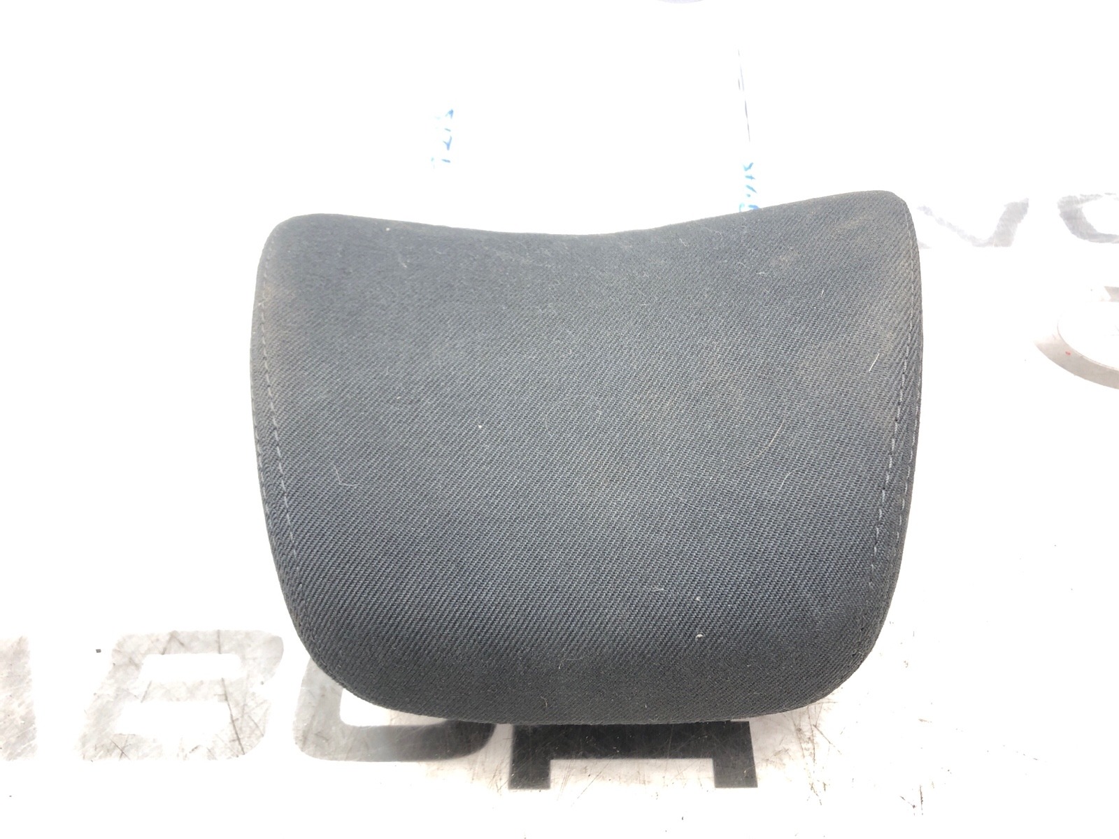 Подголовник, 1000 рублей, Москва