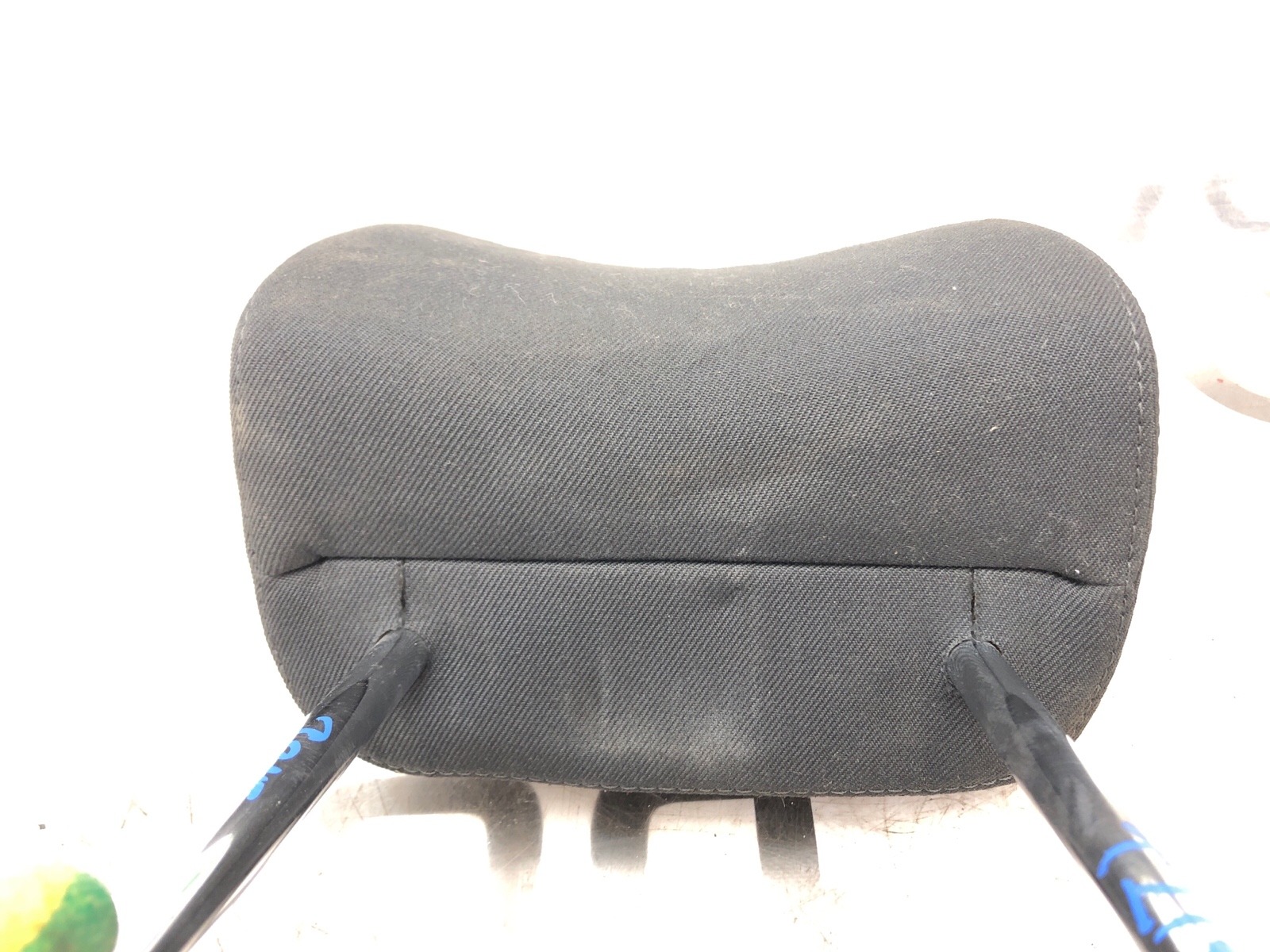 Подголовник, 1000 рублей, Москва