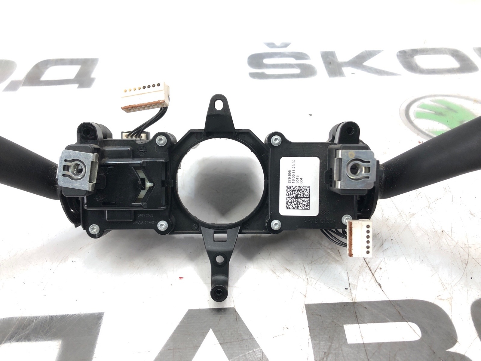 Подрулевой переключатель, 2000 рублей, Москва