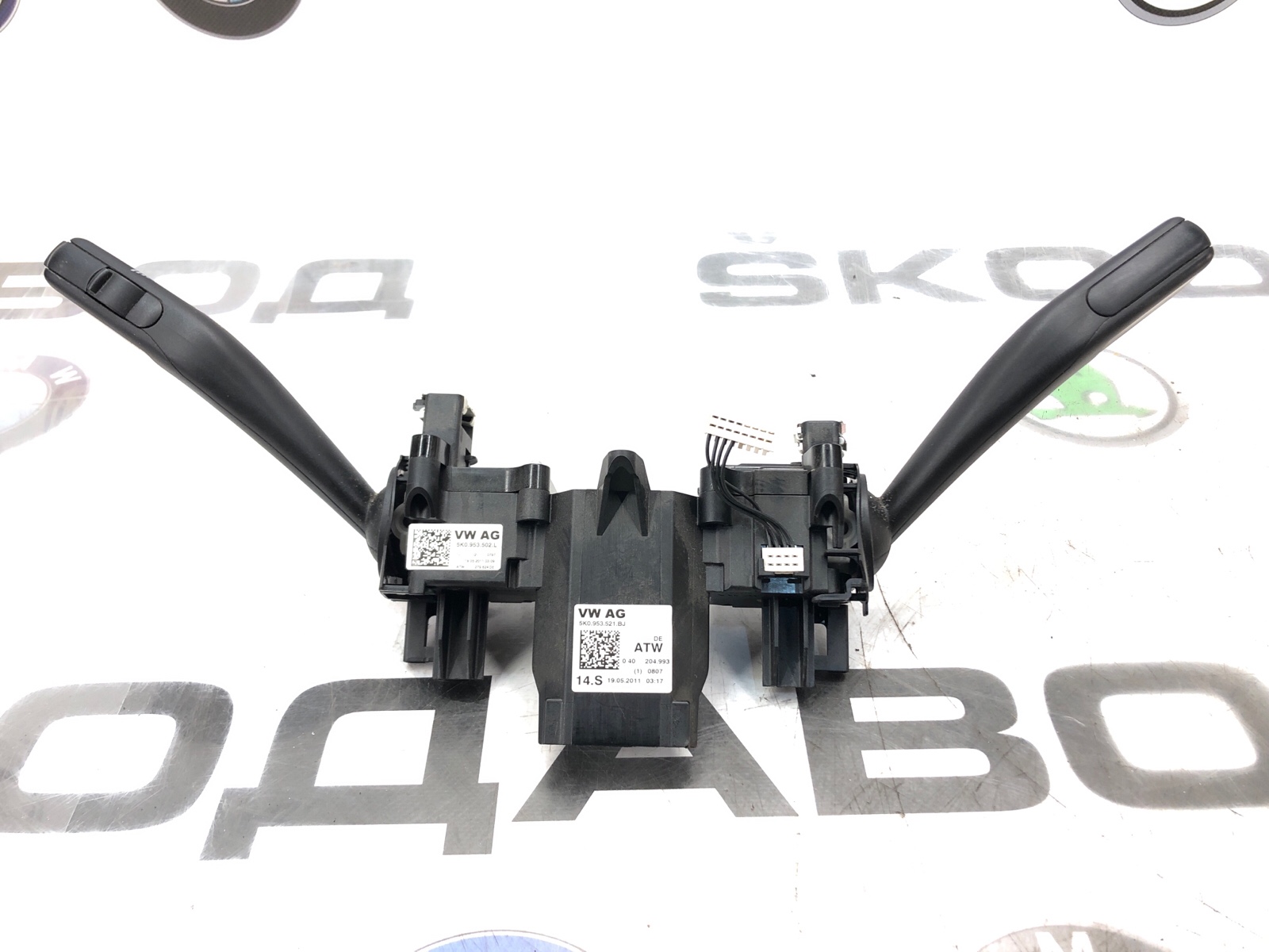 Подрулевой переключатель, 2000 рублей, Москва