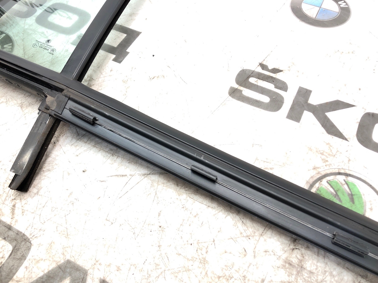 форточка двери, 1500 рублей, Москва