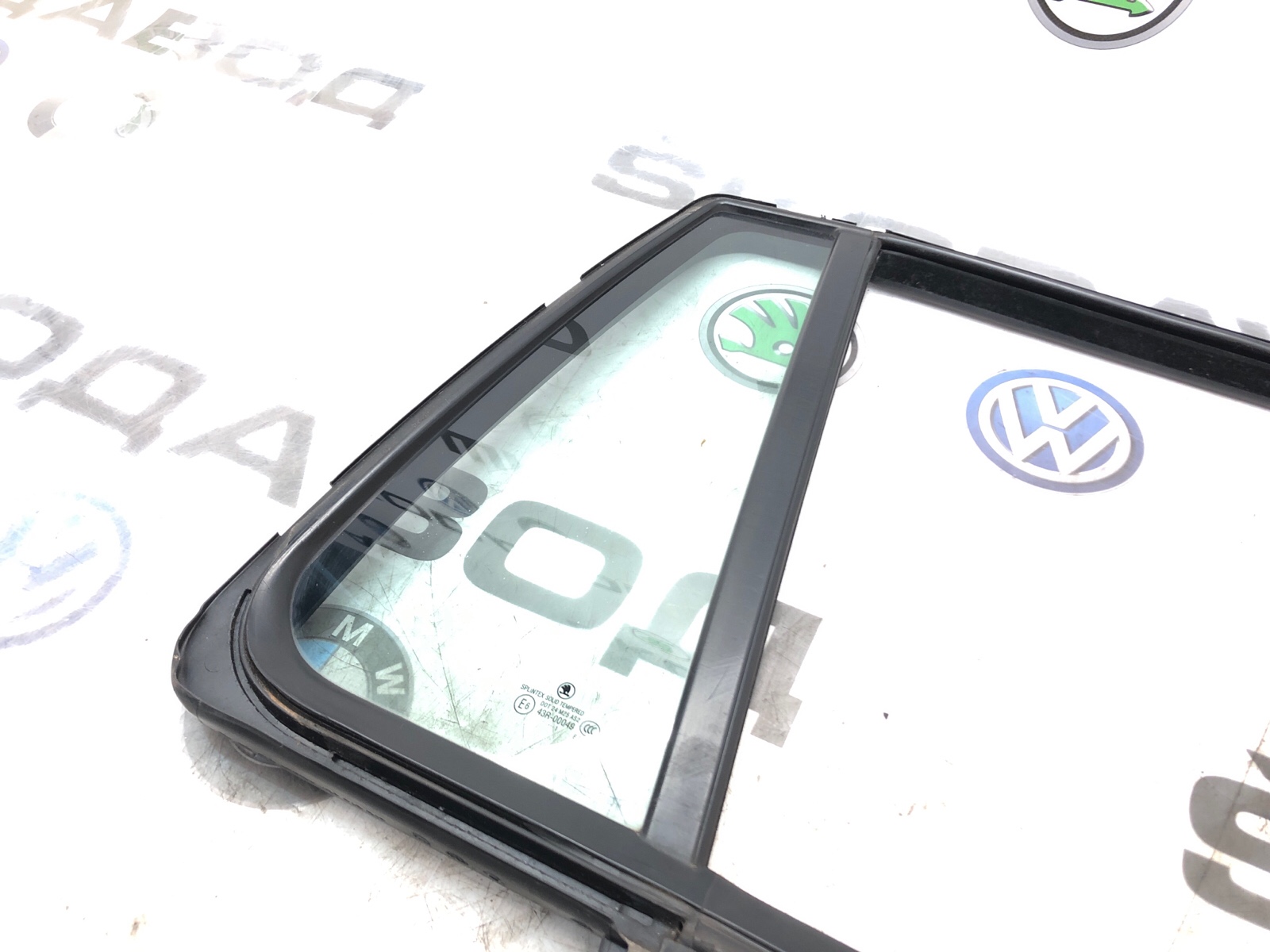 форточка двери, 1500 рублей, Москва