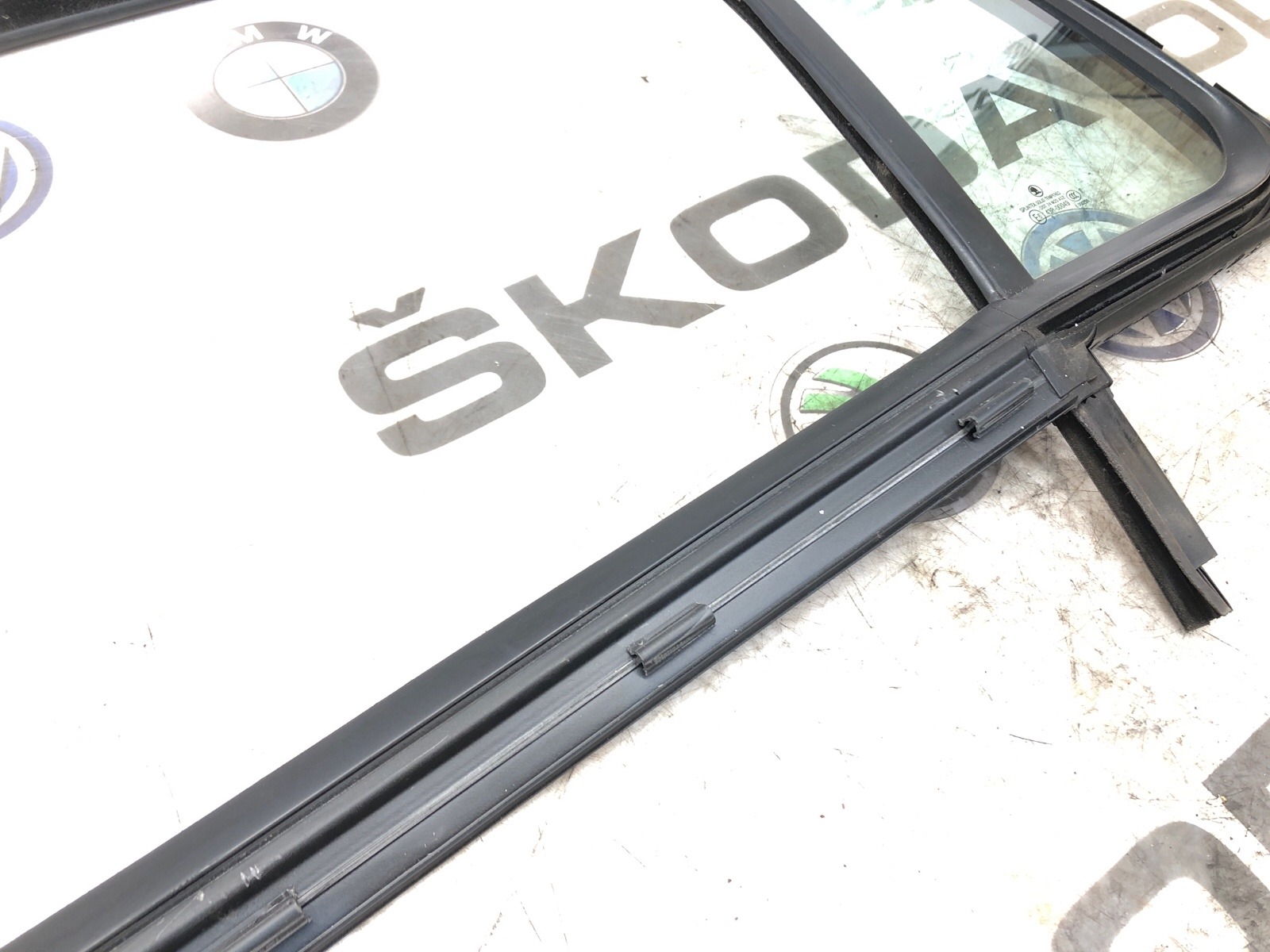 форточка двери, 1500 рублей, Москва