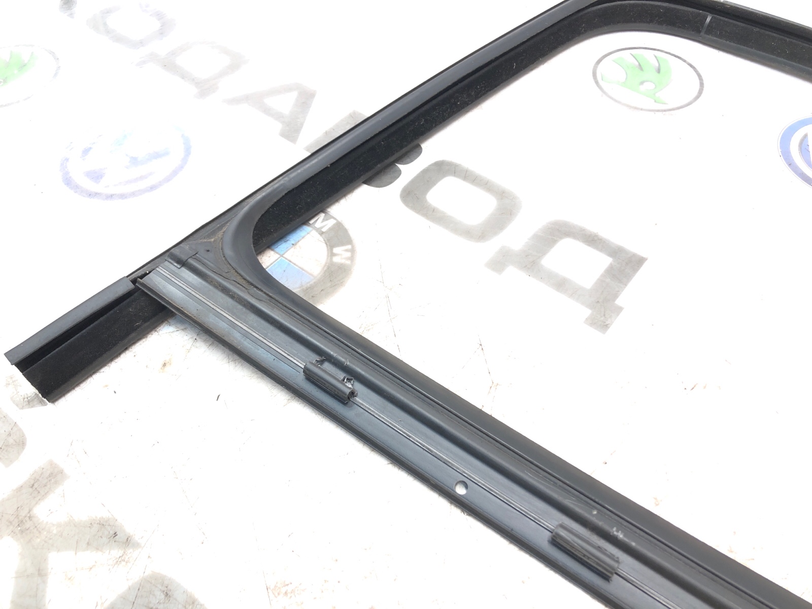 форточка двери, 1500 рублей, Москва