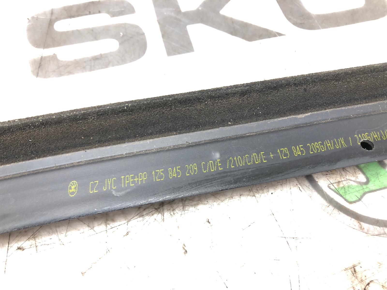 форточка двери, 1500 рублей, Москва