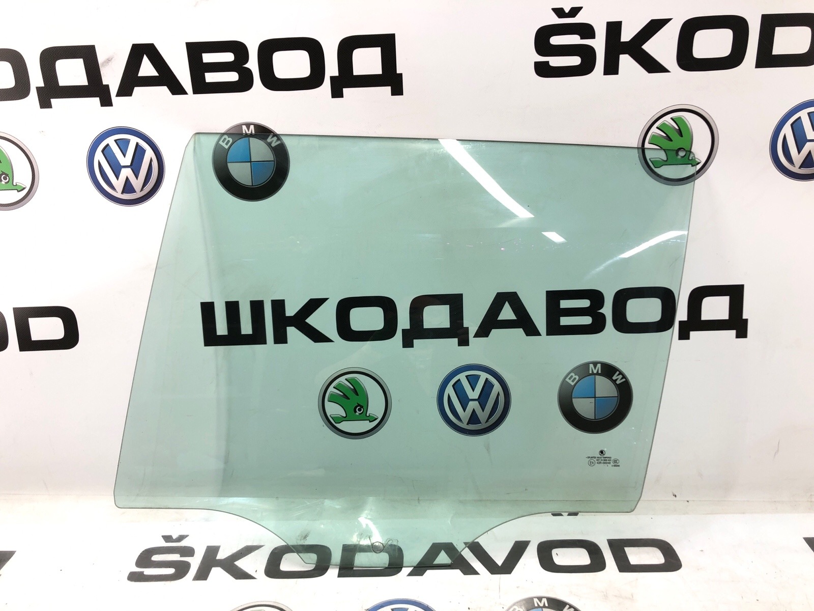 Стекло двери, 1000 рублей, Москва