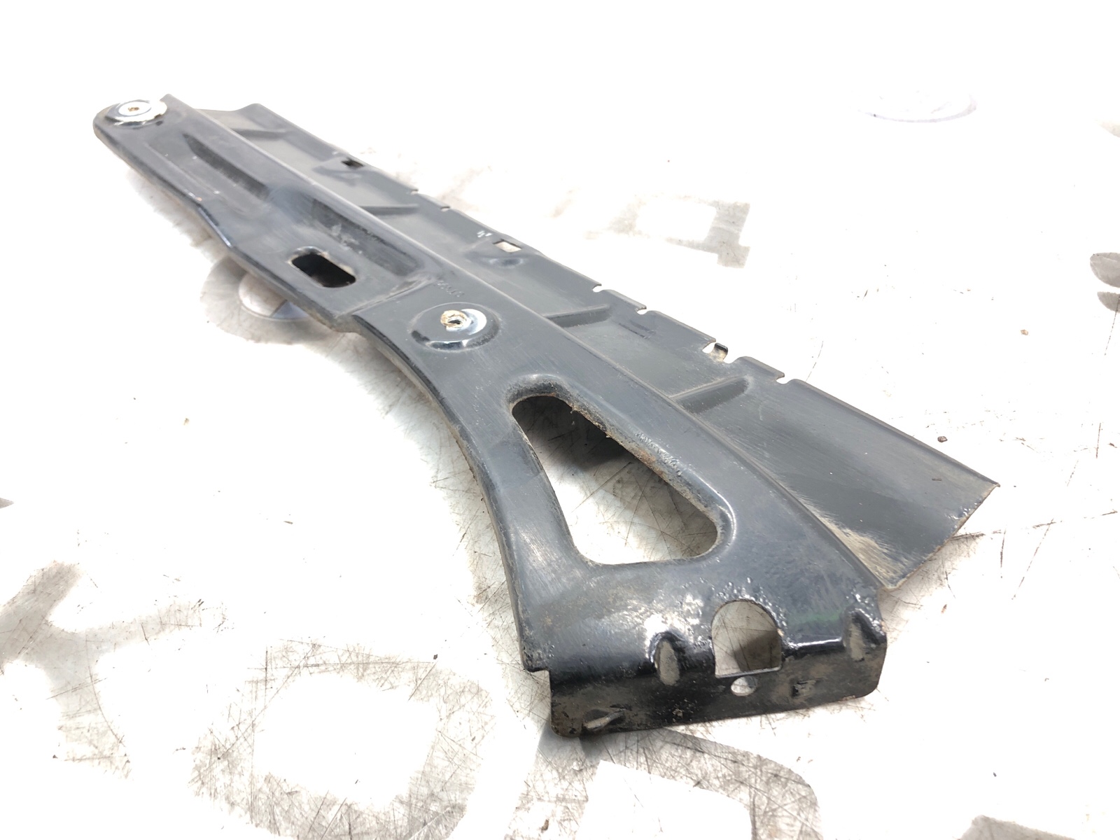 Кронштейн бампера, 2000 рублей, Москва